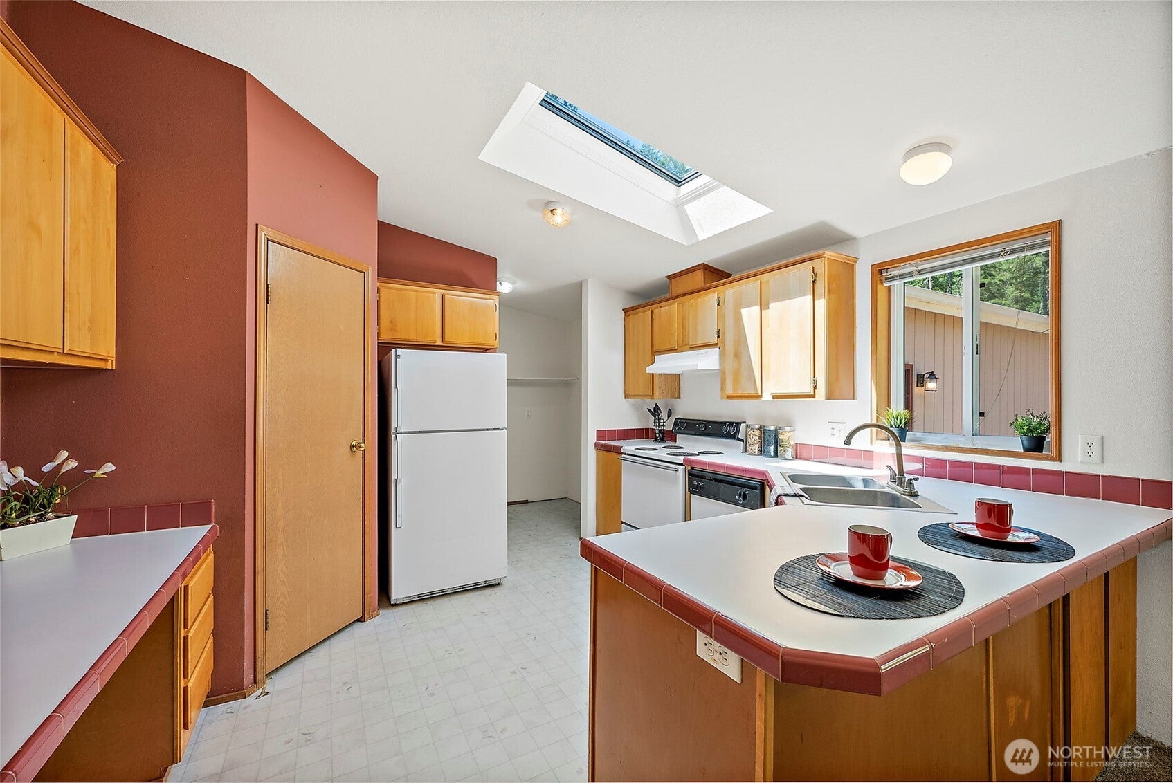 Port Orchard, Washington, 98637, United States, 3 Bedrooms Bedrooms, ,1 BathroomBathrooms,Residential,For Sale,1919682