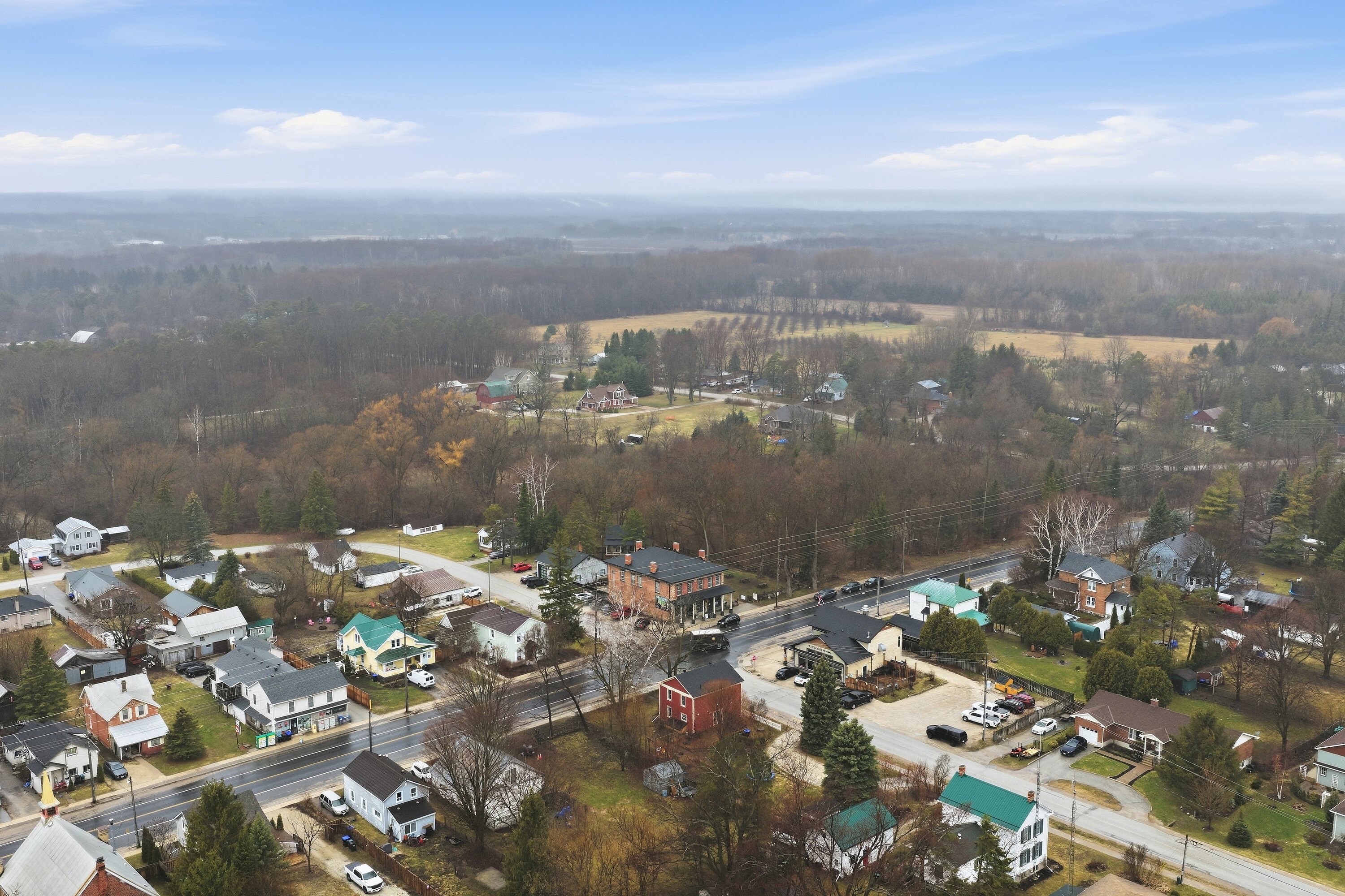  Prestigous 1/4 Acre Town Lot - 物件實景