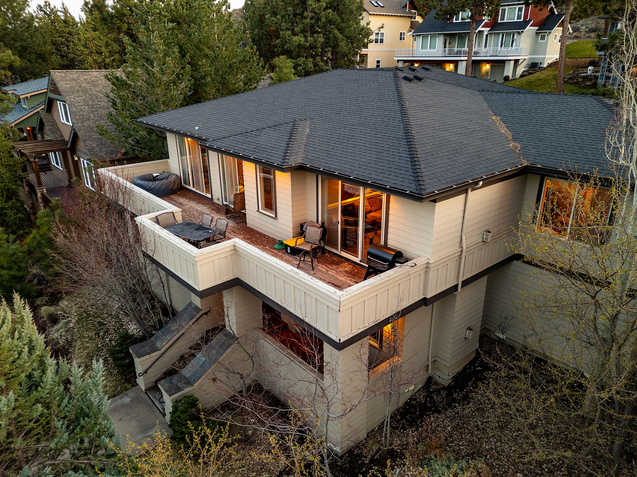 Bend, Oregon, 97703, United States, 4 Bedrooms Bedrooms, ,3 BathroomsBathrooms,Residential,For Sale,1805310