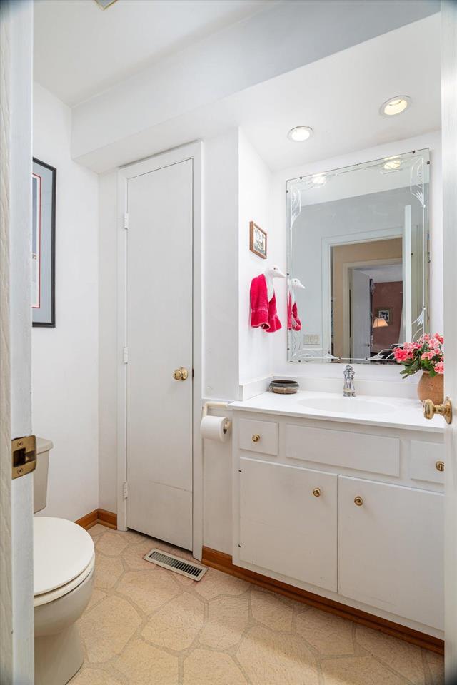 Blue River, Wisconsin, 53518, United States, 3 Bedrooms Bedrooms, ,3 BathroomsBathrooms,Residential,For Sale,2009301