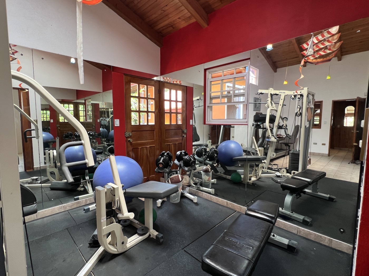 San Rafael, Heredia, CR, 6 Bedrooms Bedrooms, ,5 BathroomsBathrooms,Residential,For Sale,1694413