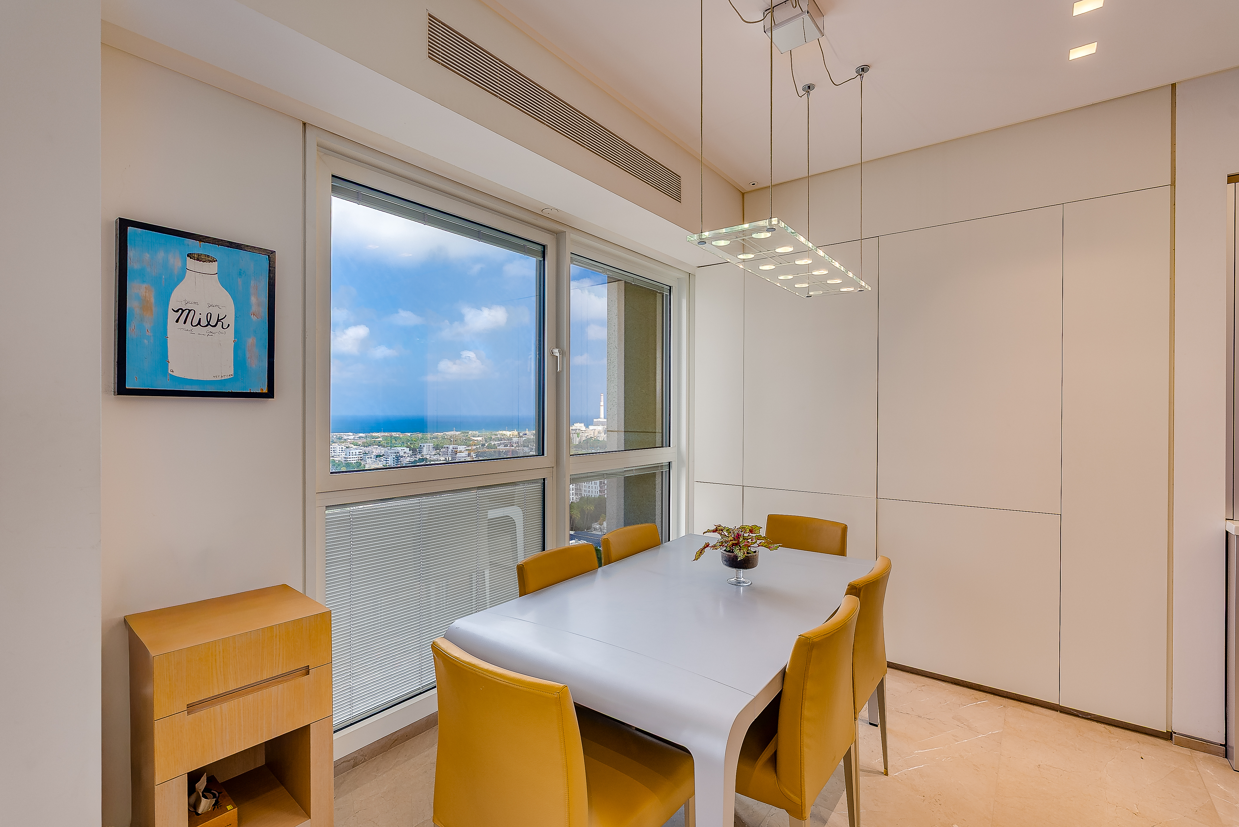  A Timeless Sea View Residence at Akirov Towers - 物件實景