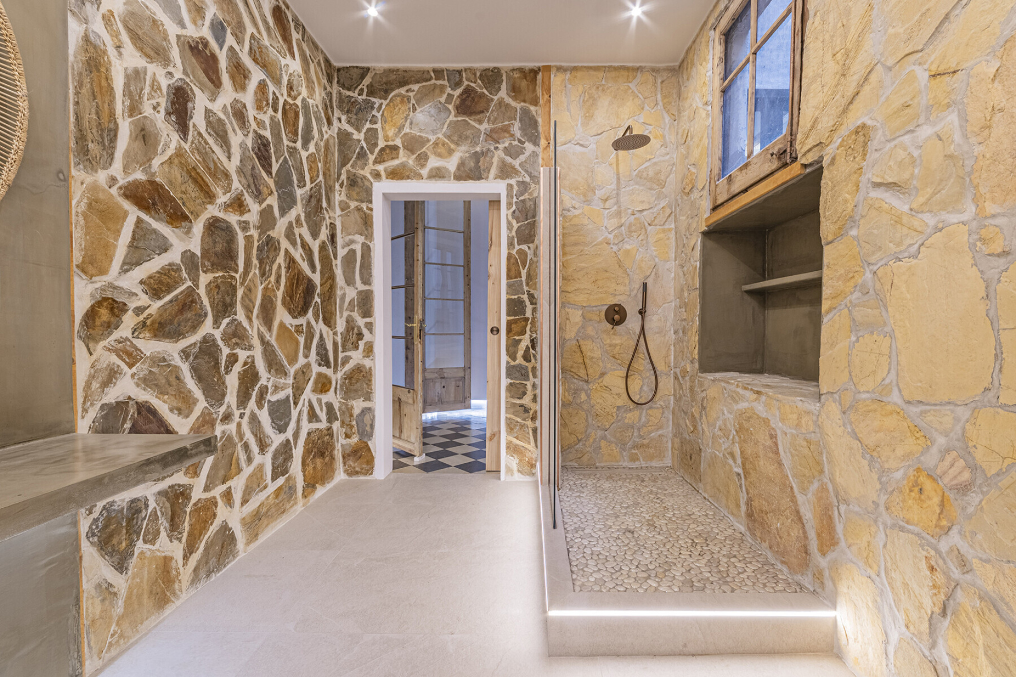  Magnificent, renovated main residence in a historic estate overlooking Port Vell - 物件實景