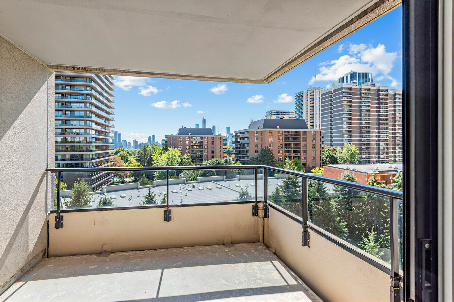  Avoca Vale Toronto - 物件實景