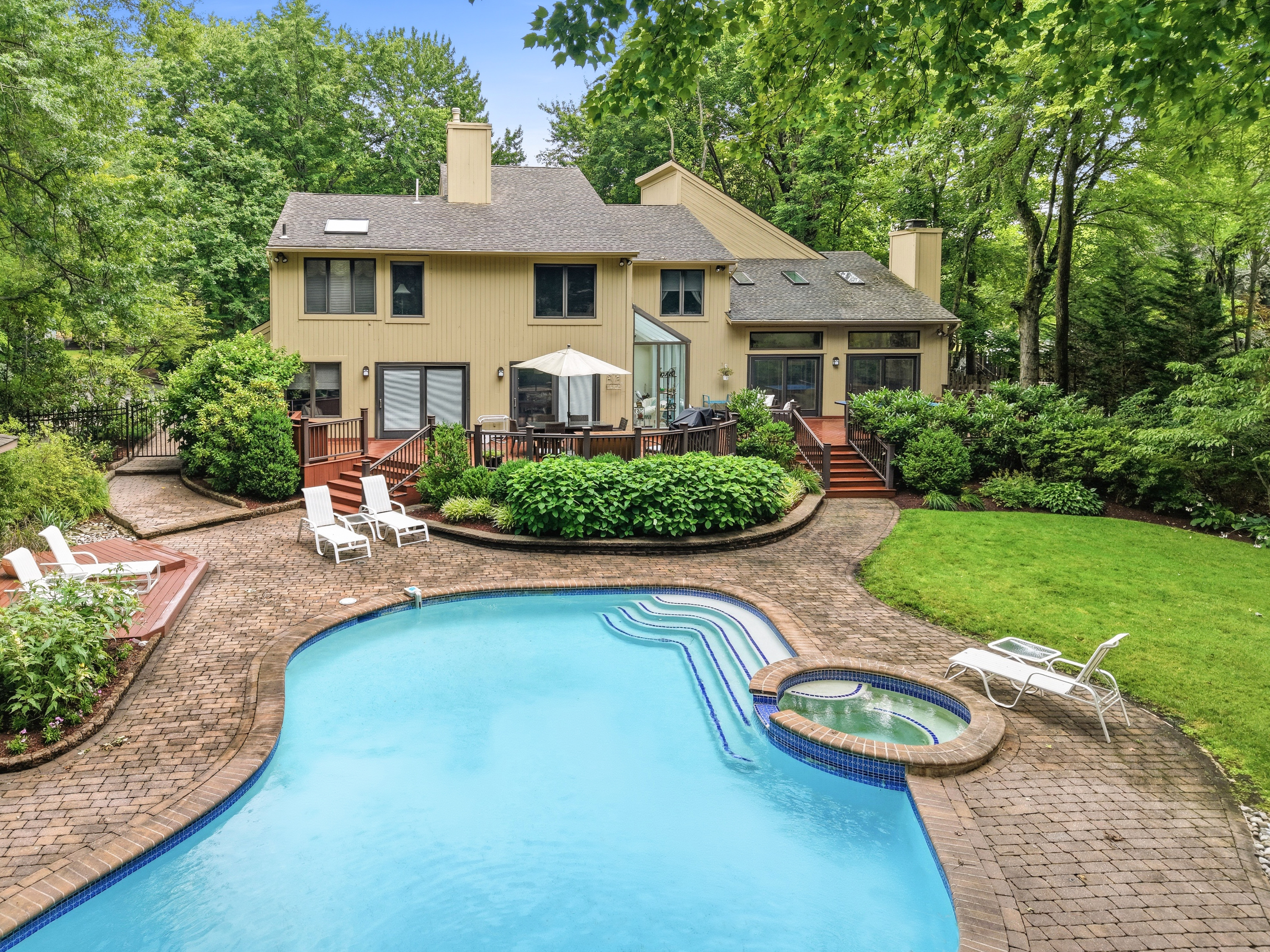  43 Southwood Drive, Cherry Hill Township, NJ 08003 - 物件實景