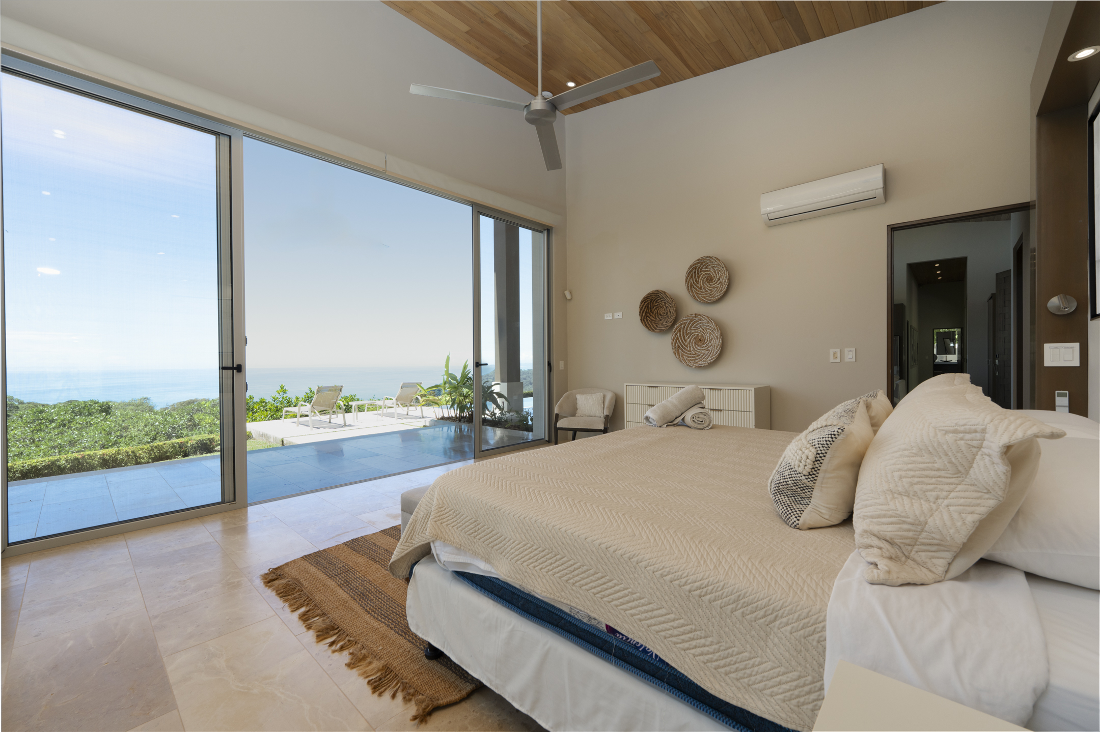 Dominical, Puntarenas, 60504, CR, 3 Bedrooms Bedrooms, ,4 BathroomsBathrooms,Residential,For Sale,1992899