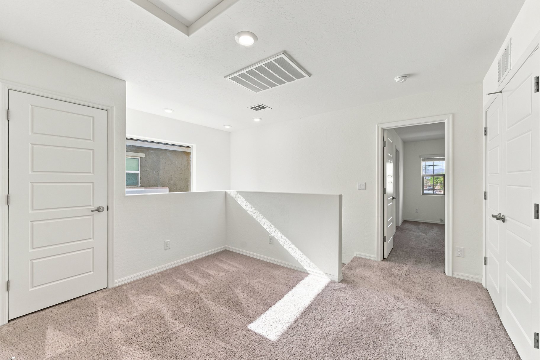  Move-In Ready Home with Great Investment Potential - 物件實景