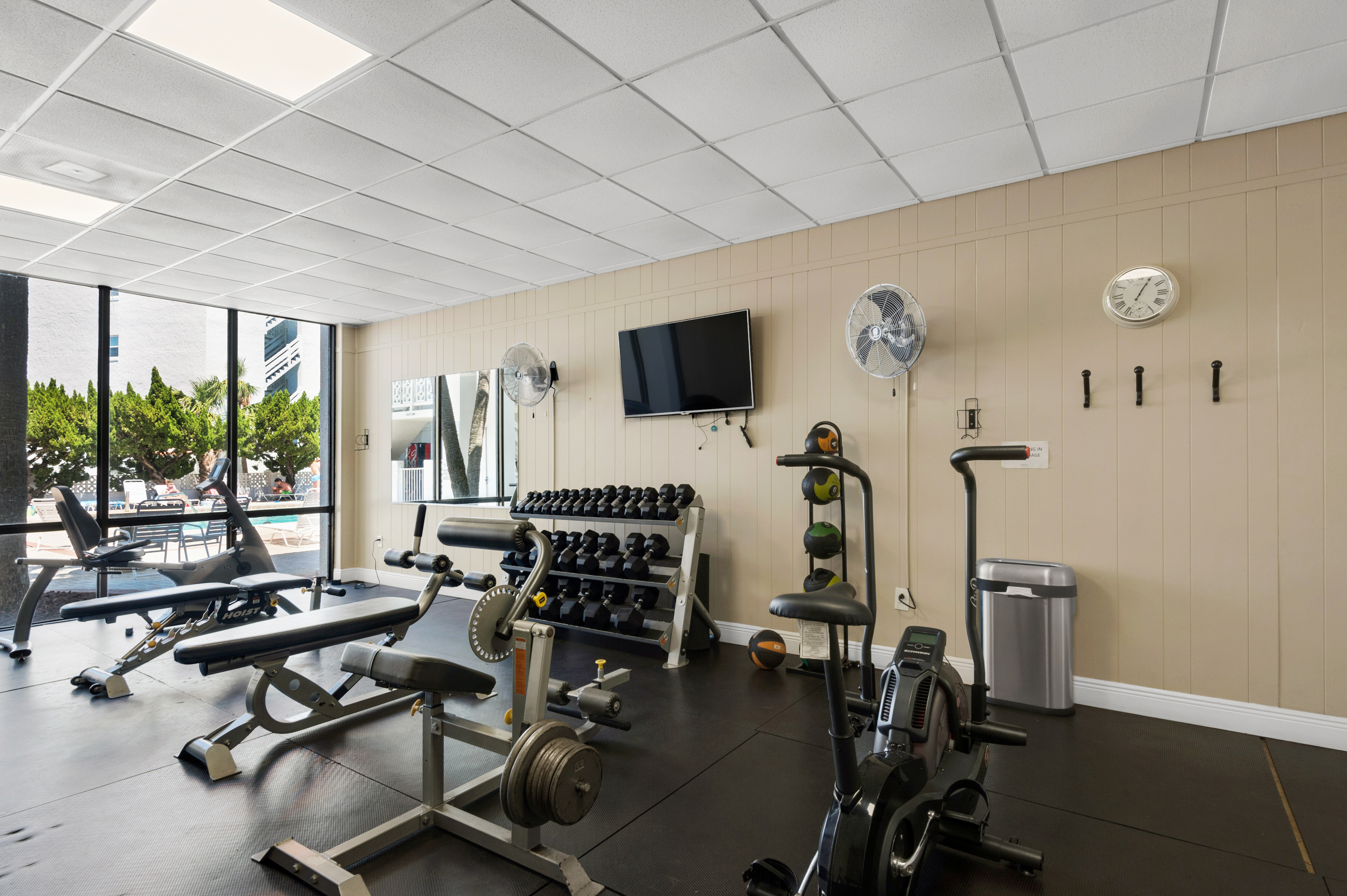  Top-Floor Studio Condo Ideal As Vacation Home Or Rental Investment - 物件實景