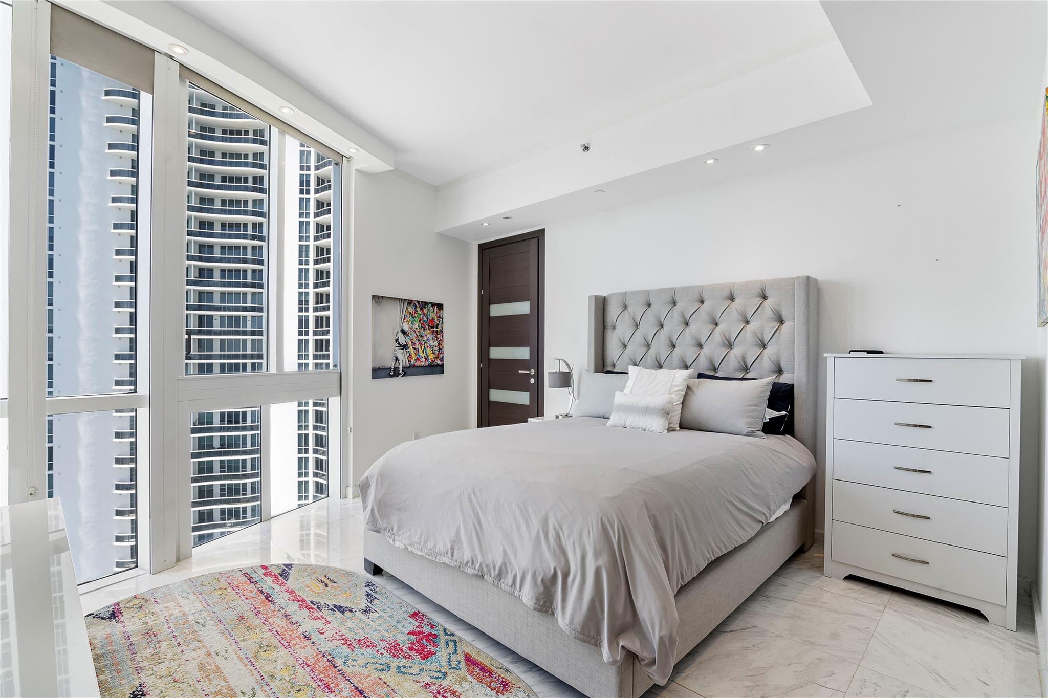 Sunny Isles Beach, Florida, 33160, United States, 3 Bedrooms Bedrooms, ,4 BathroomsBathrooms,Residential,For Sale,1824063