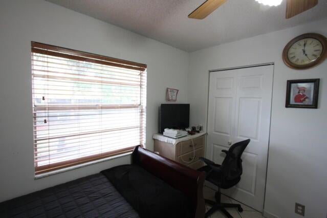 Lake Worth, Florida, 33463, United States, 4 Bedrooms Bedrooms, ,2 BathroomsBathrooms,Residential,For Sale,1928734