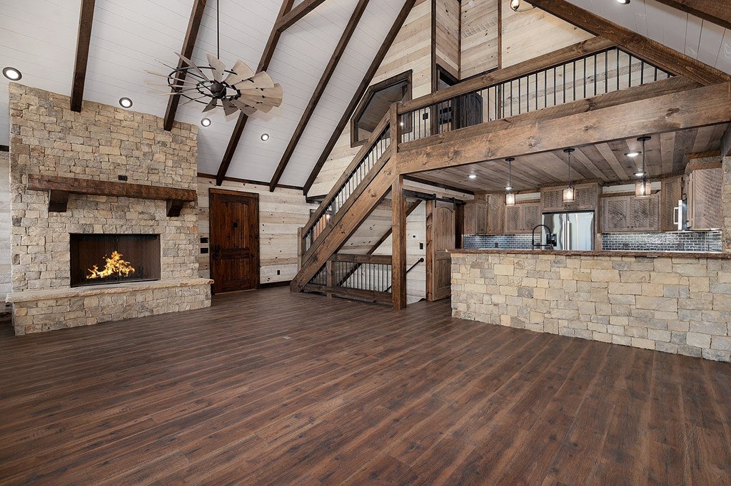 Blue Ridge, Georgia, 30513, United States, 4 Bedrooms Bedrooms, ,4 BathroomsBathrooms,Residential,For Sale,1804354