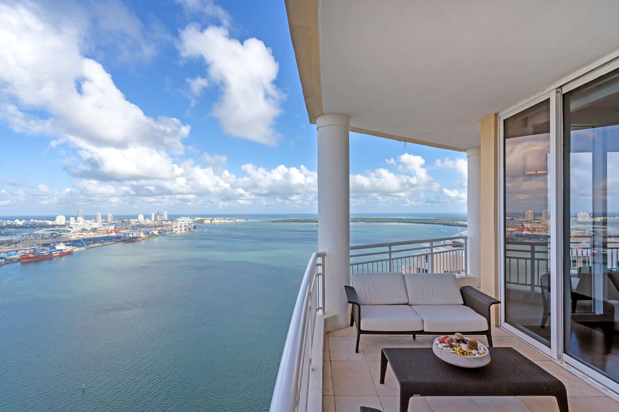  848 Brickell Key Drive LPH4401, Miami, FL, 33131 - 物件實景