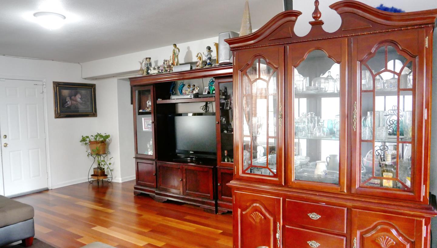 Richmond, California, 94801, United States, 3 Bedrooms Bedrooms, ,3 BathroomsBathrooms,Residential,For Sale,1978475