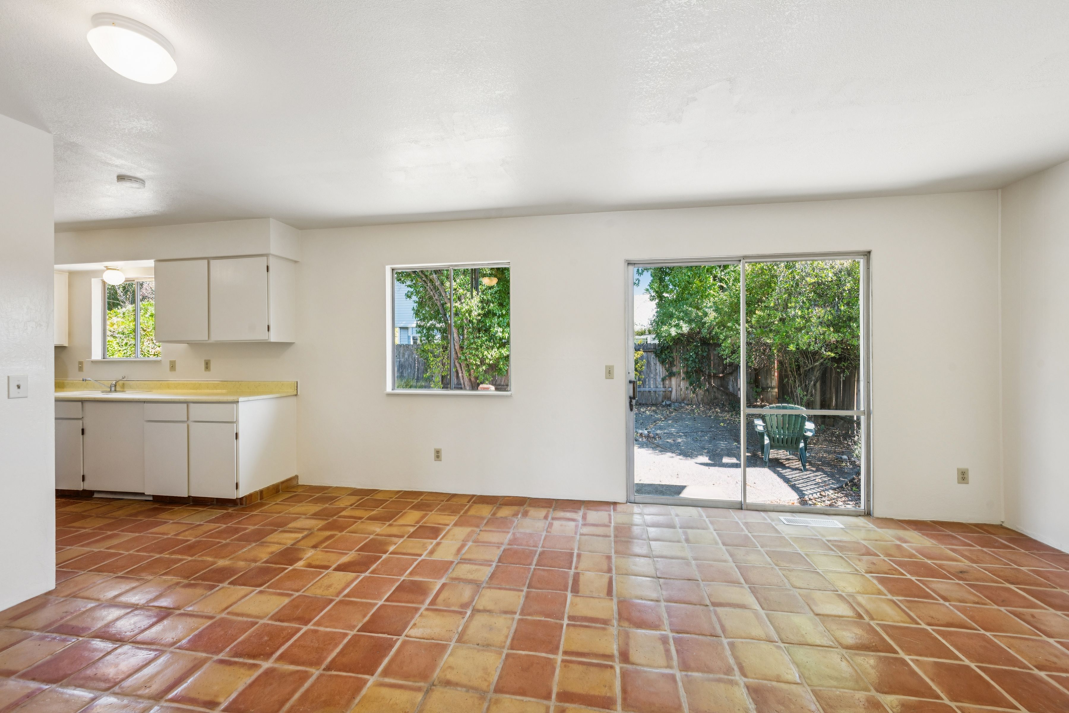  516 Oak Lake Avenue - 物件實景