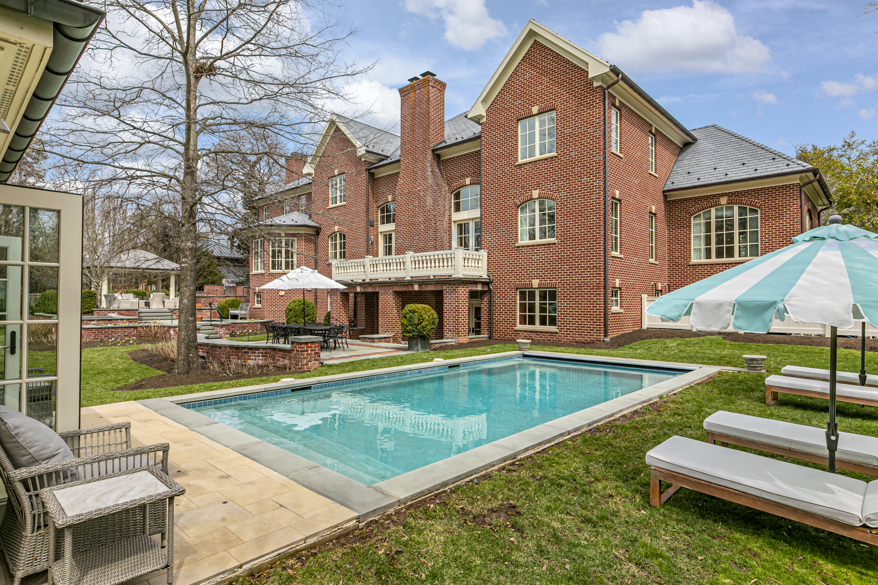  Estate-Style Living in the Western Section - 物件實景