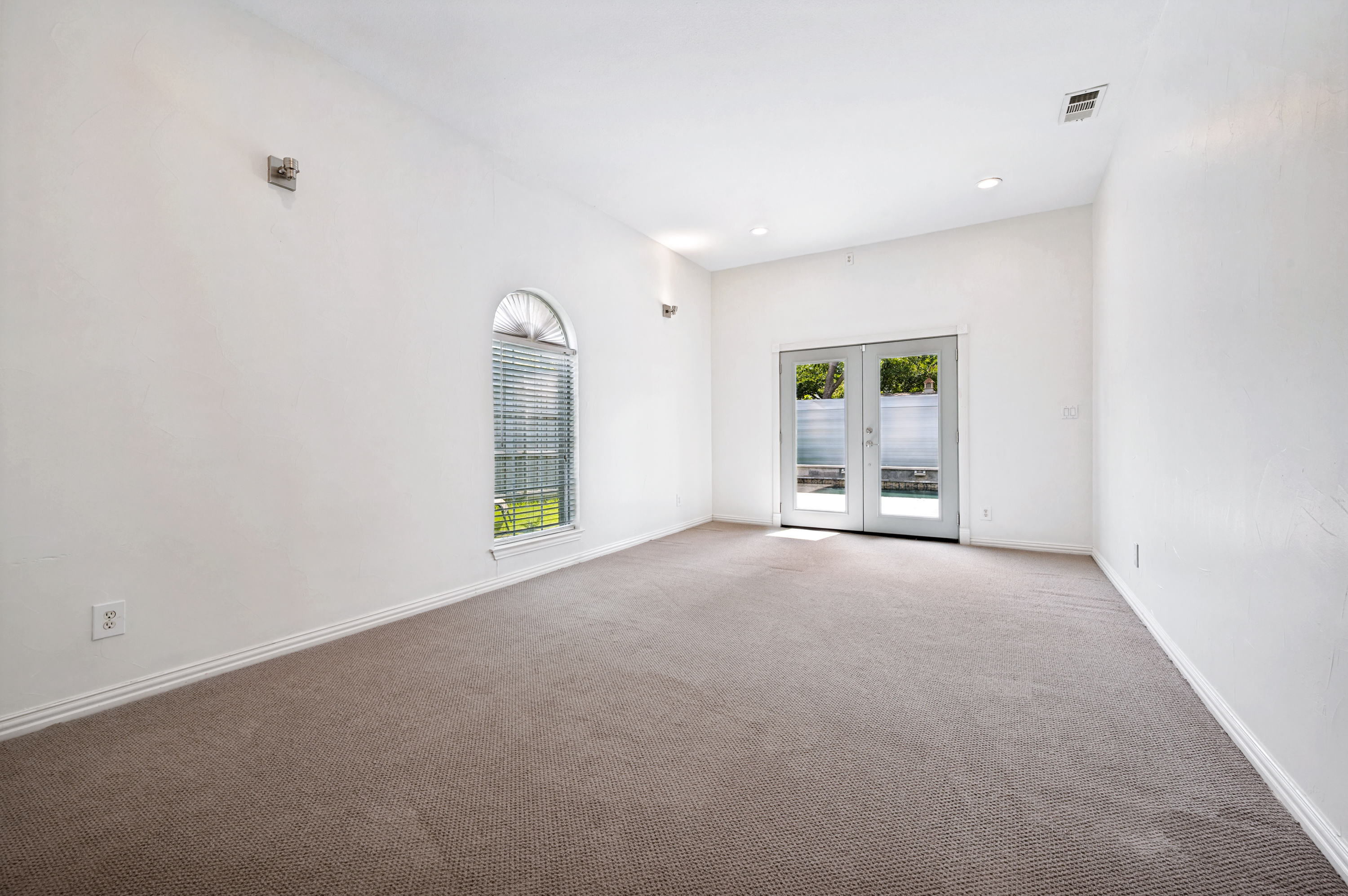  3206 Rotan Lane - 物件實景