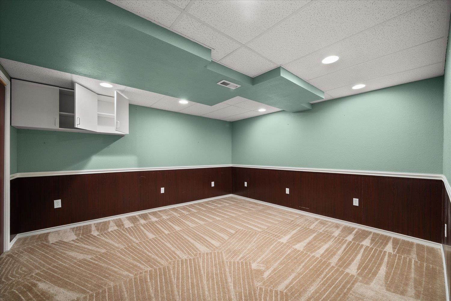 Spokane, Washington, 99212, United States, 6 Bedrooms Bedrooms, ,3 BathroomsBathrooms,Residential,For Sale,2000557