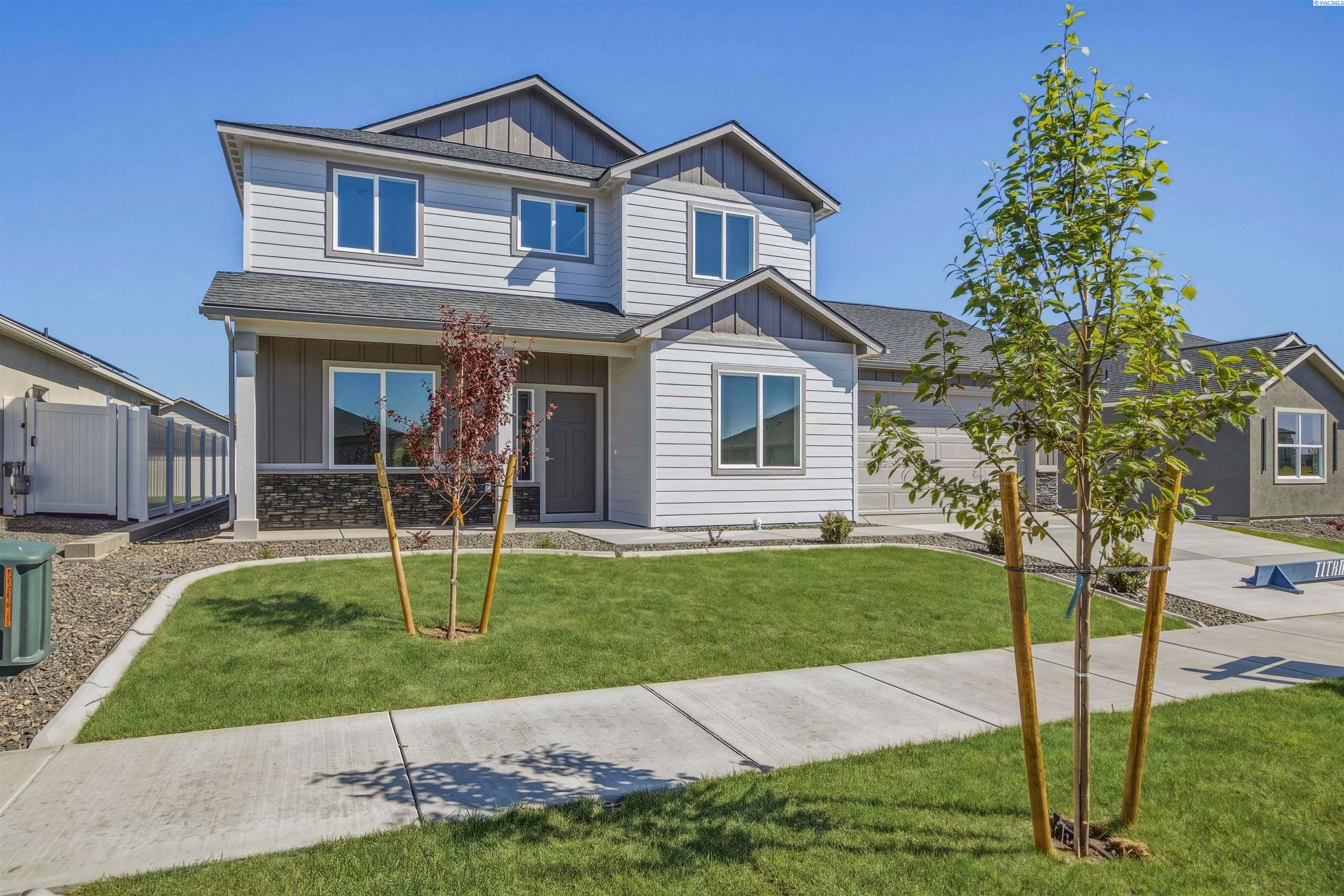Richland, Washington, 99352, United States, 5 Bedrooms Bedrooms, ,4 BathroomsBathrooms,Residential,For Sale,2033550