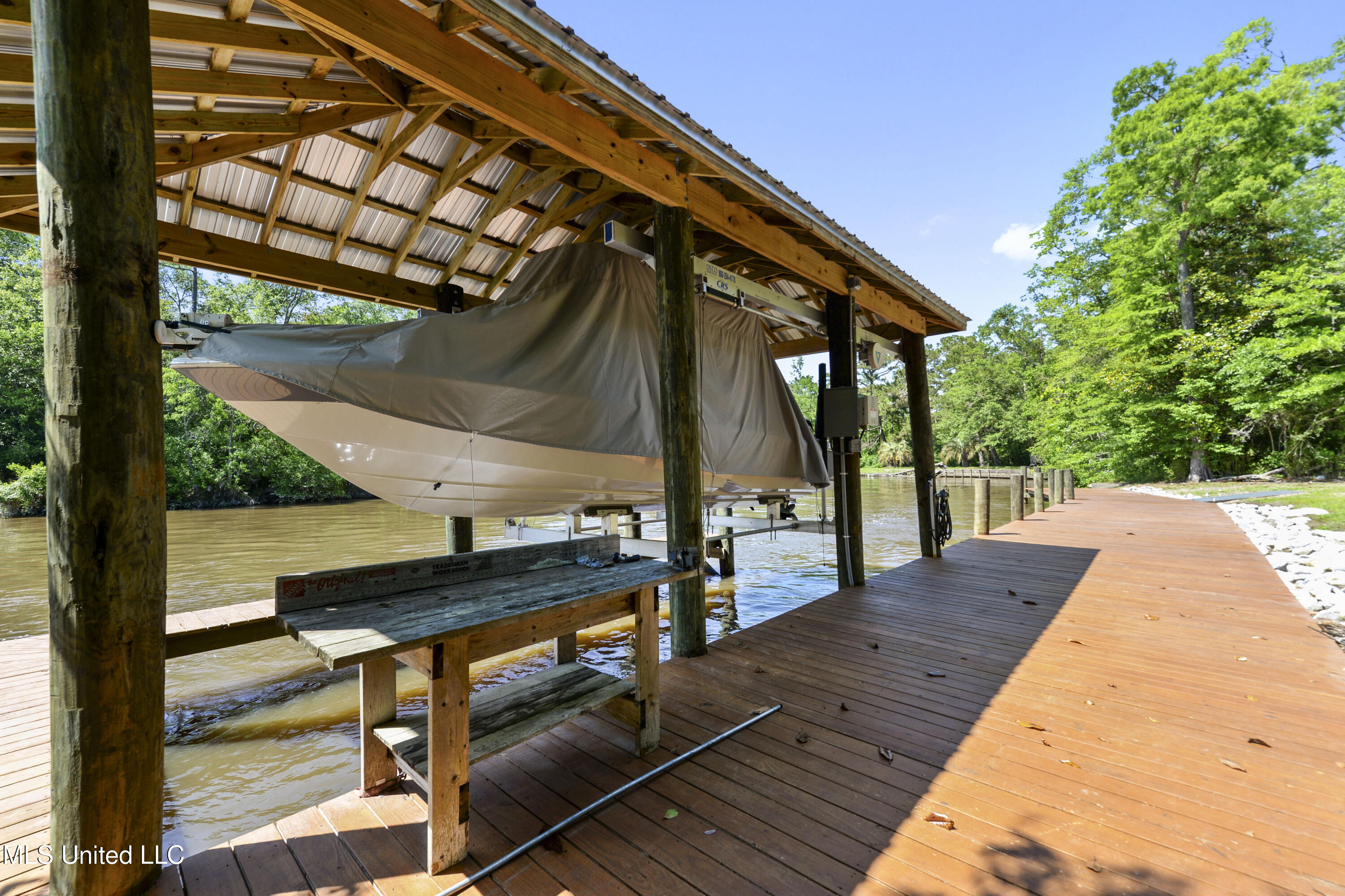 Biloxi, Mississippi, 39532, United States, 2 Bedrooms Bedrooms, ,2 BathroomsBathrooms,Residential,For Sale,1806133