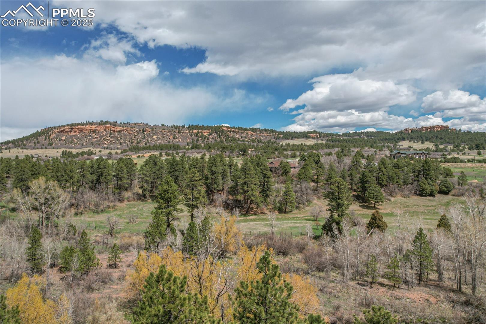 Monument, Colorado, 80132, United States, 4 Bedrooms Bedrooms, ,3 BathroomsBathrooms,Residential,For Sale,1930113