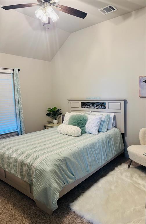 Granbury, Texas, 76049, United States, 4 Bedrooms Bedrooms, ,2 BathroomsBathrooms,Residential,For Sale,1983428