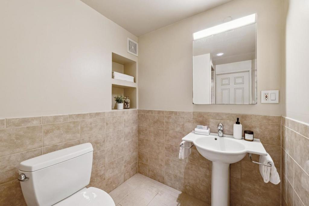 Daly City, California, 94014, United States, 3 Bedrooms Bedrooms, ,2 BathroomsBathrooms,Residential,For Sale,2028412