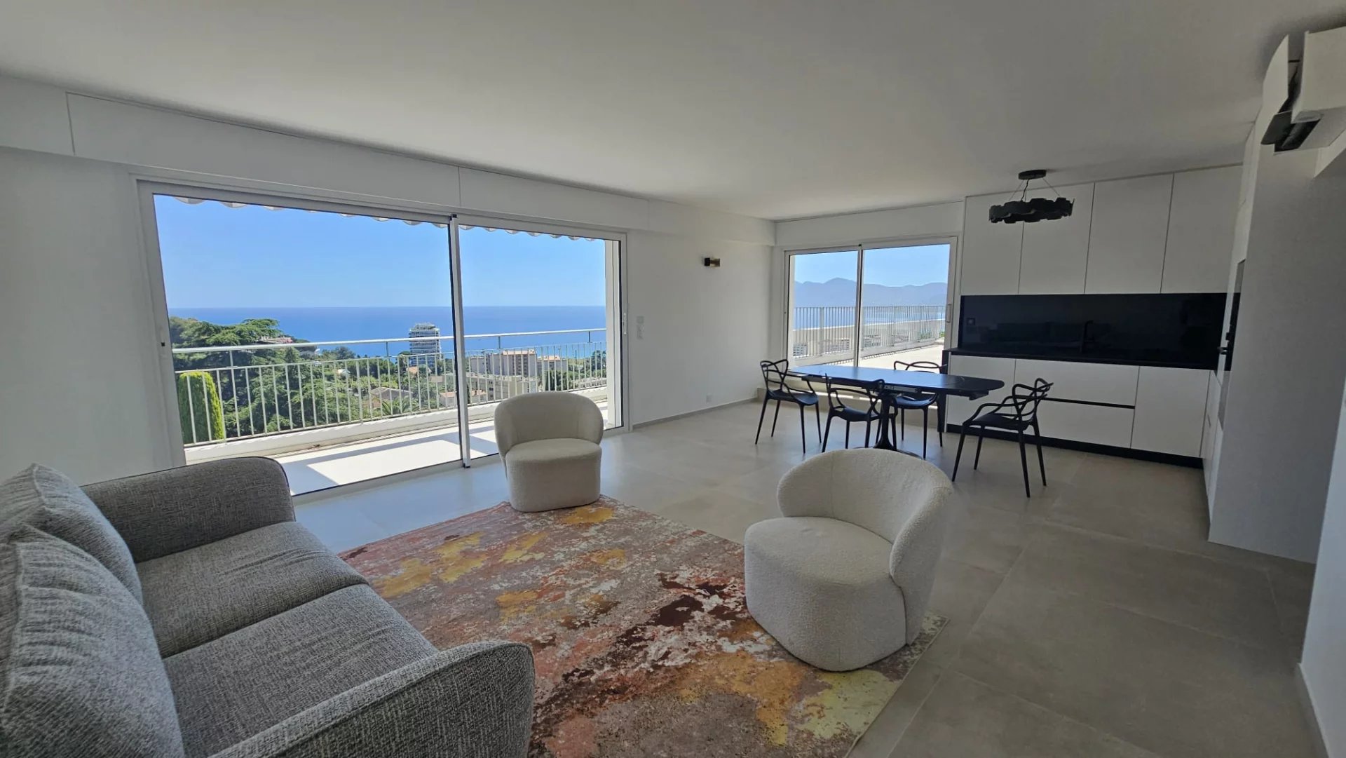 Cannes, Provence-Alpes-Côte d’Azur, 06400, FR, 2 Bedrooms Bedrooms, ,2 BathroomsBathrooms,Residential,For Sale,1900962