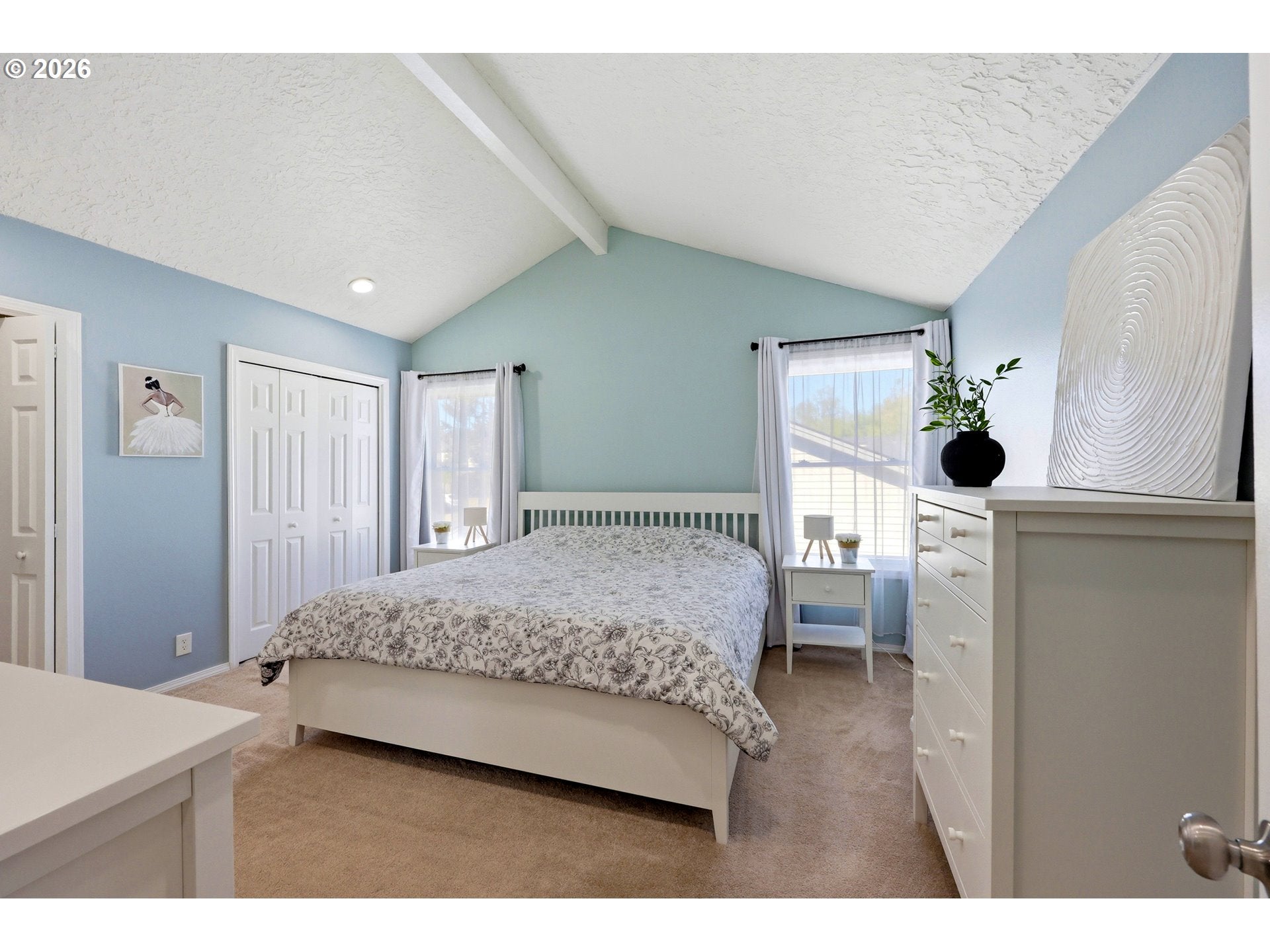 Beaverton, Oregon, 97006, United States, 3 Bedrooms Bedrooms, ,3 BathroomsBathrooms,Residential,For Sale,2043639