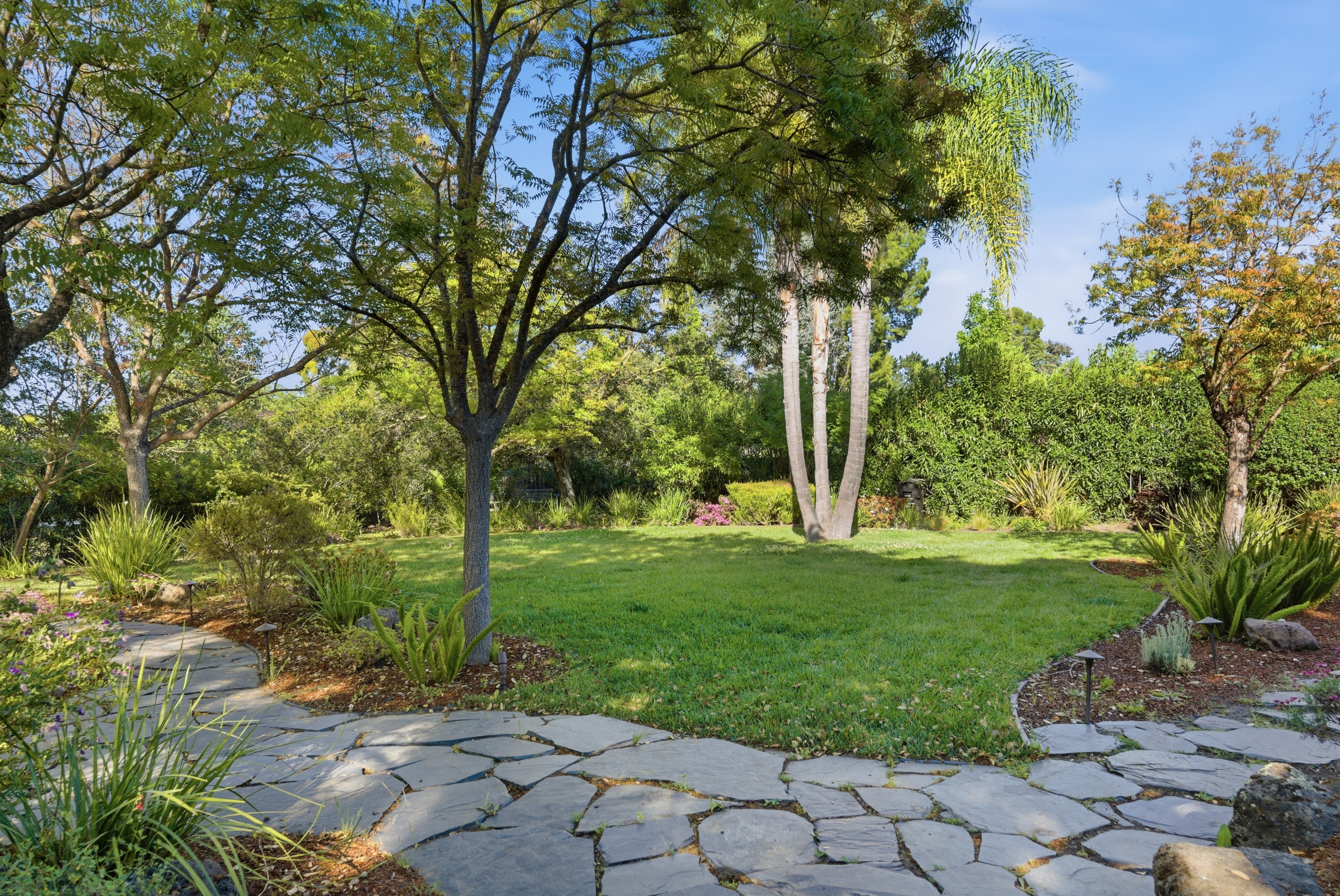  Contemporary Luxury with Pool, Tennis, and Solar - 物件實景
