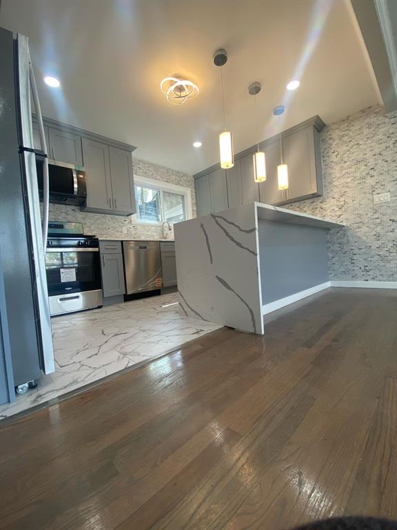 Yonkers, New York, 10705, United States, 3 Bedrooms Bedrooms, ,1 BathroomBathrooms,Residential,For Sale,1944966