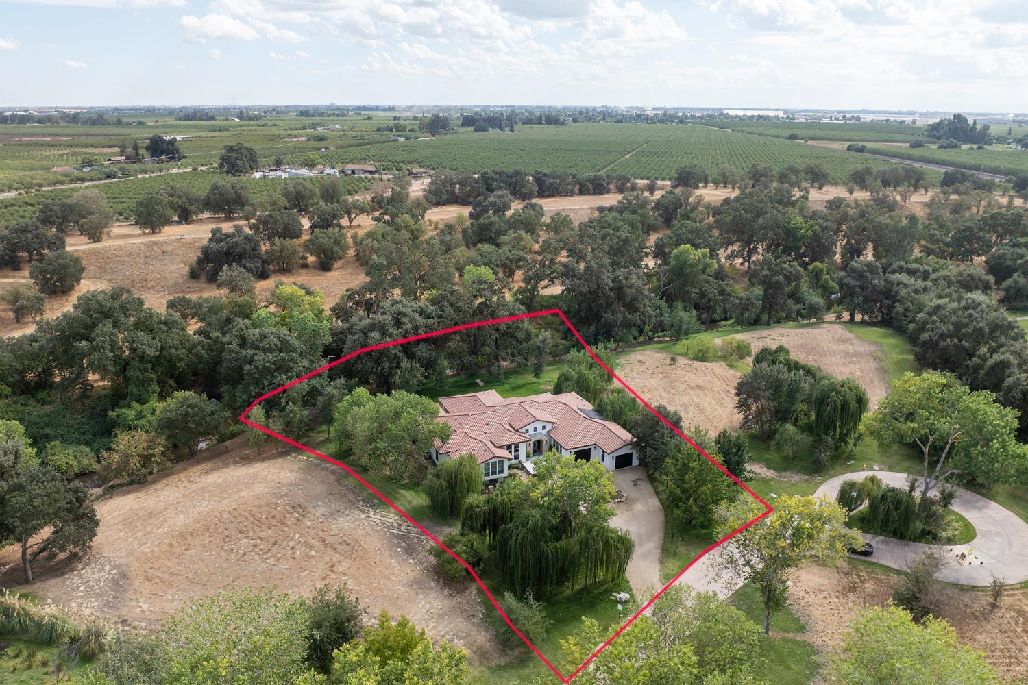 Modesto, California, 95357, United States, 4 Bedrooms Bedrooms, ,4 BathroomsBathrooms,Residential,For Sale,1976586