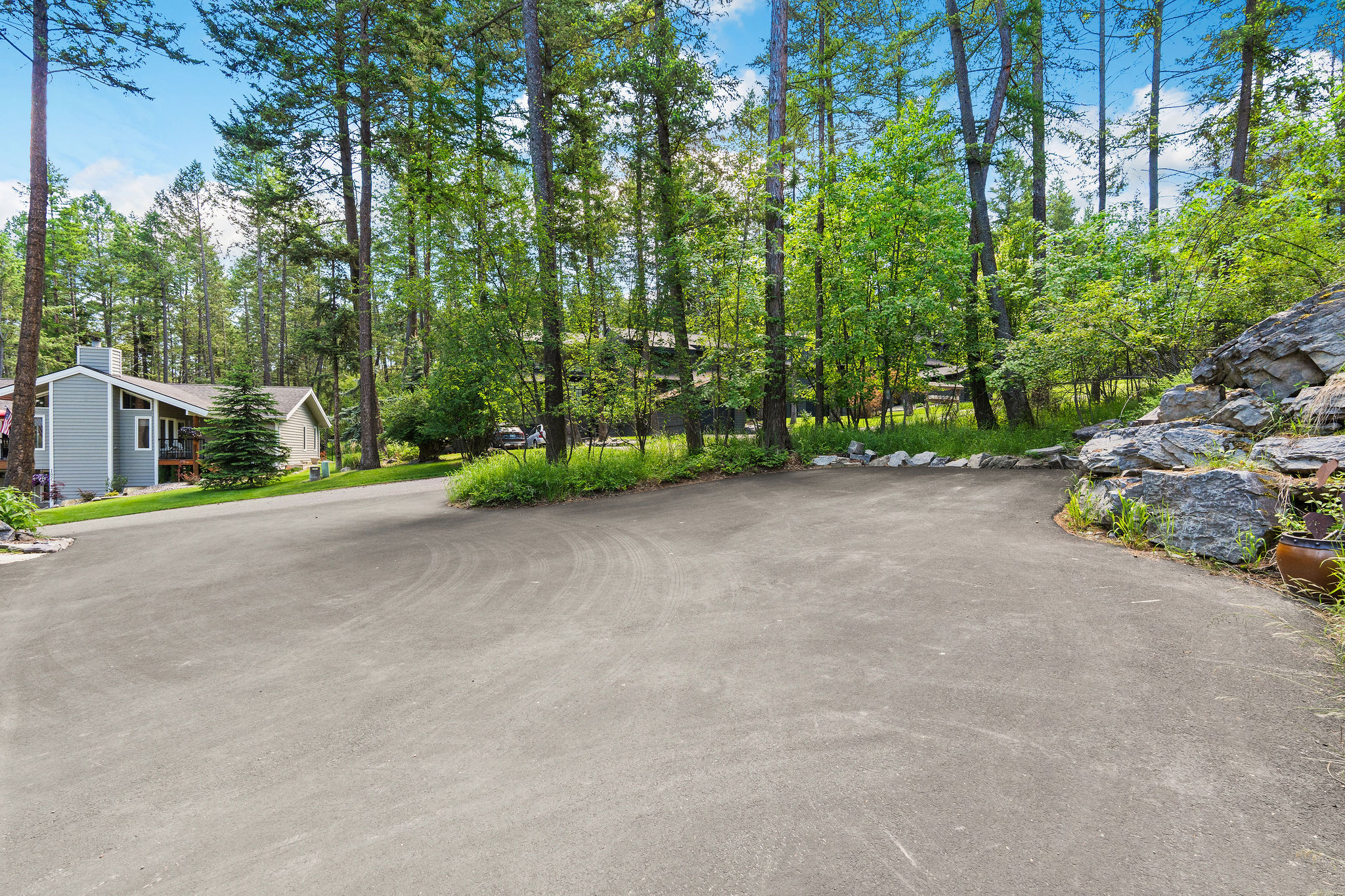  188 Eagle Bend Drive - 物件實景