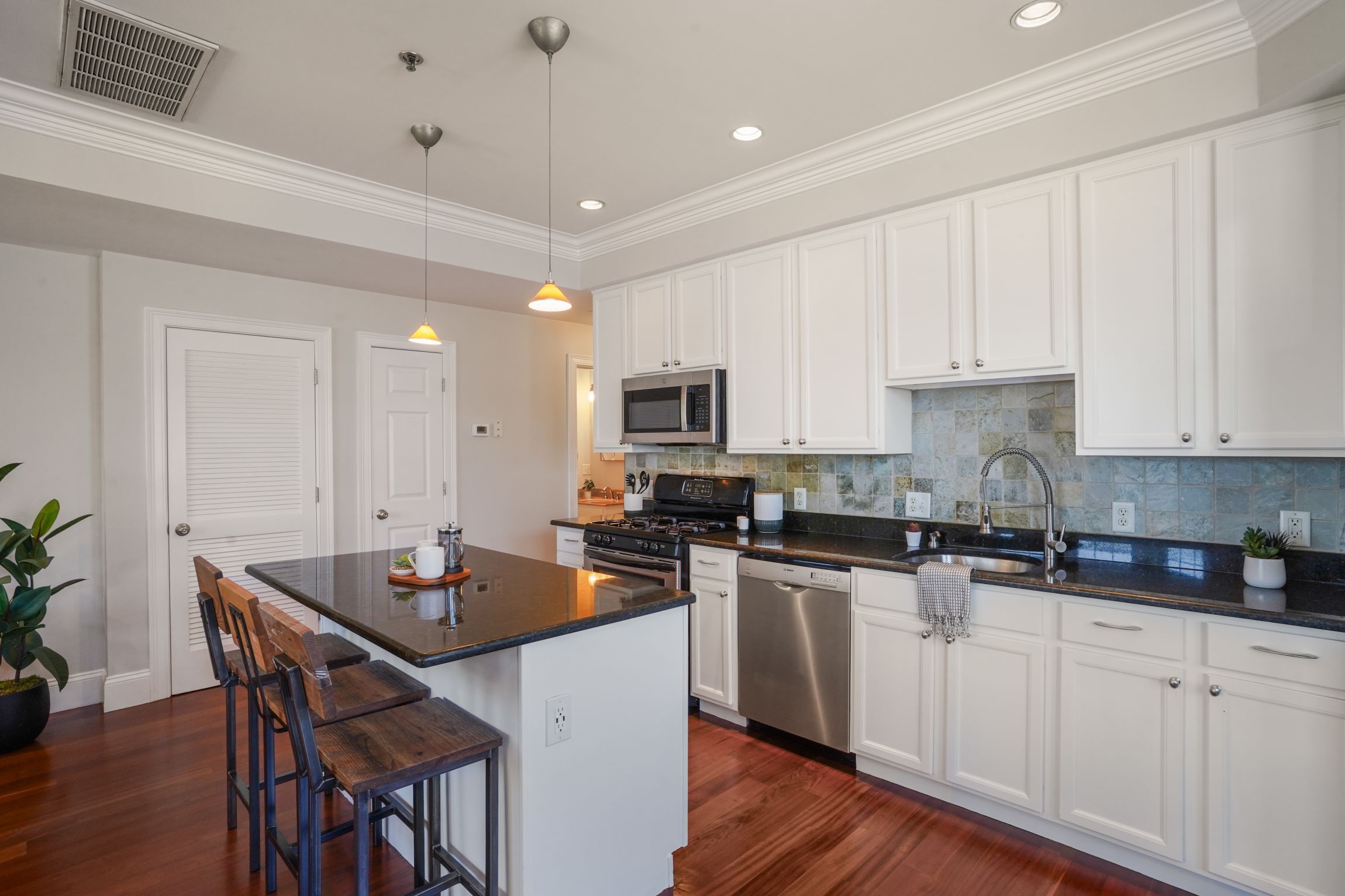  87 Dix St, Boston, MA, 02122 - 物件實景