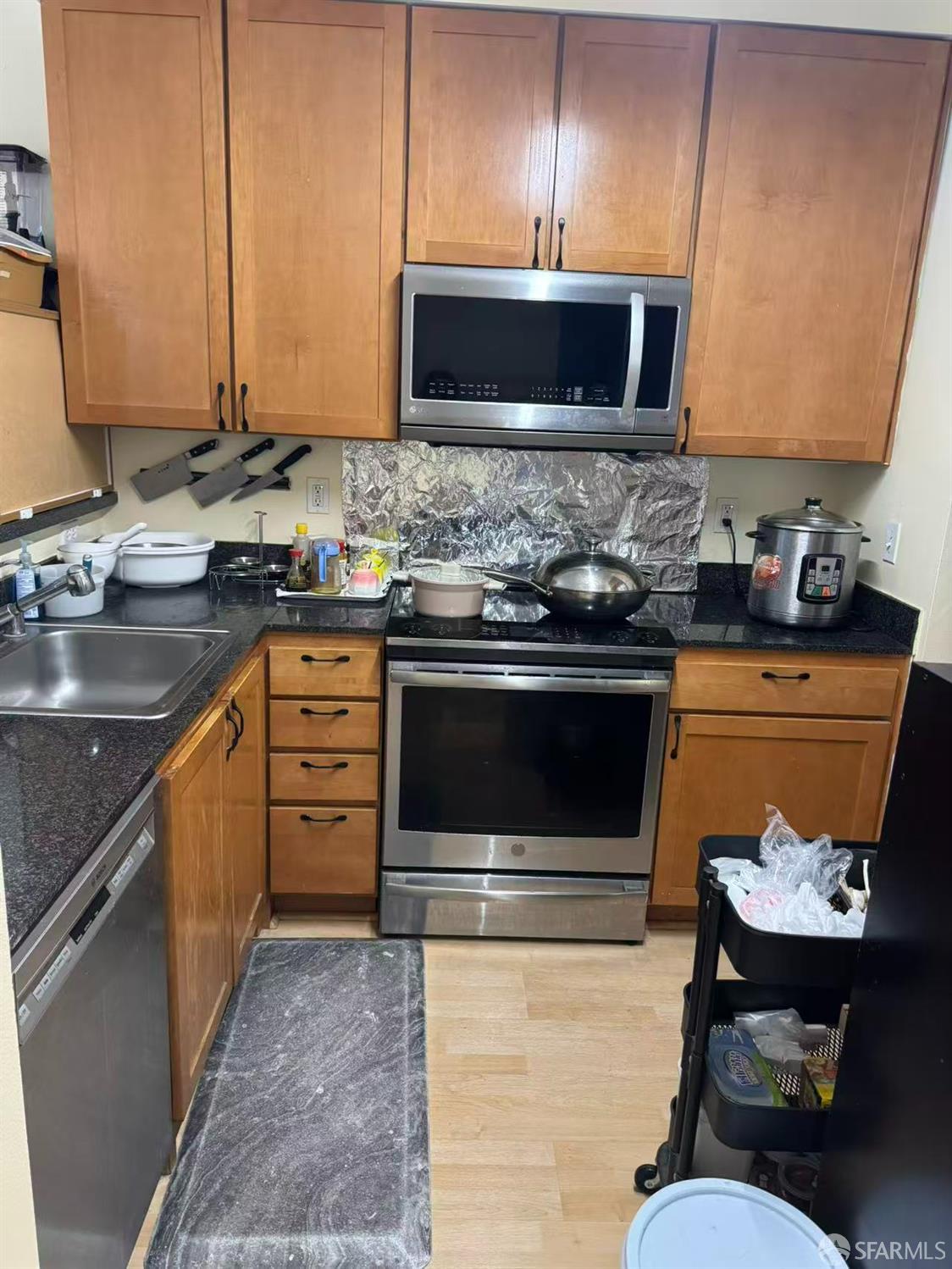 San Francisco, California, 94107, United States, 2 Bedrooms Bedrooms, ,1 BathroomBathrooms,Residential,For Sale,2048340