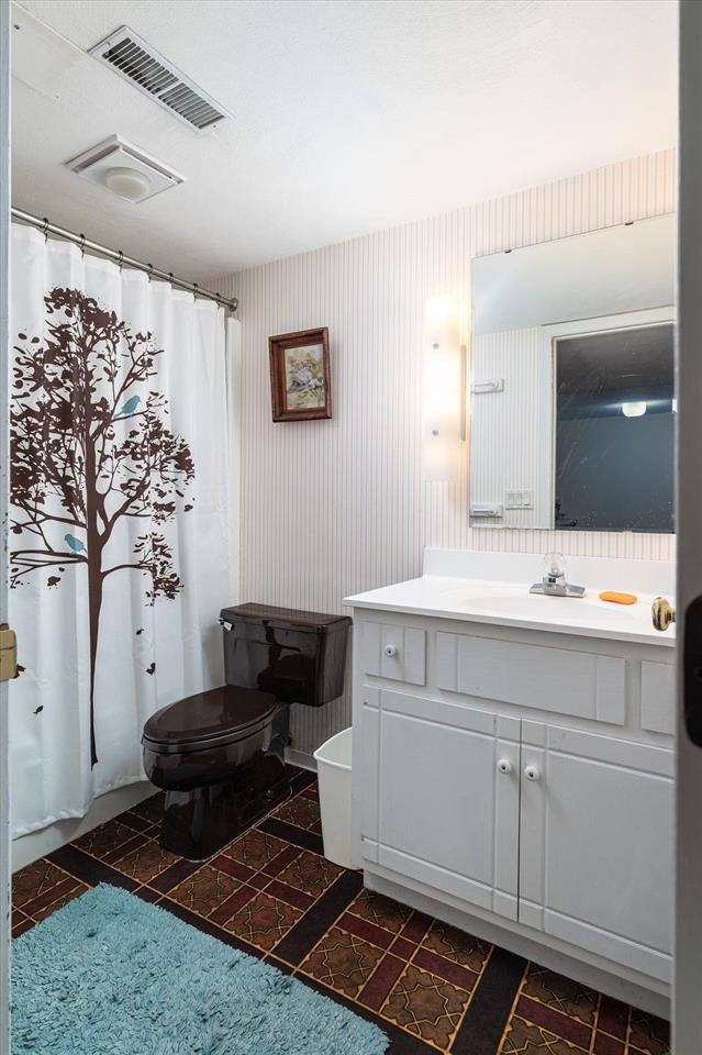 Blue River, Wisconsin, 53518, United States, 3 Bedrooms Bedrooms, ,3 BathroomsBathrooms,Residential,For Sale,2009301