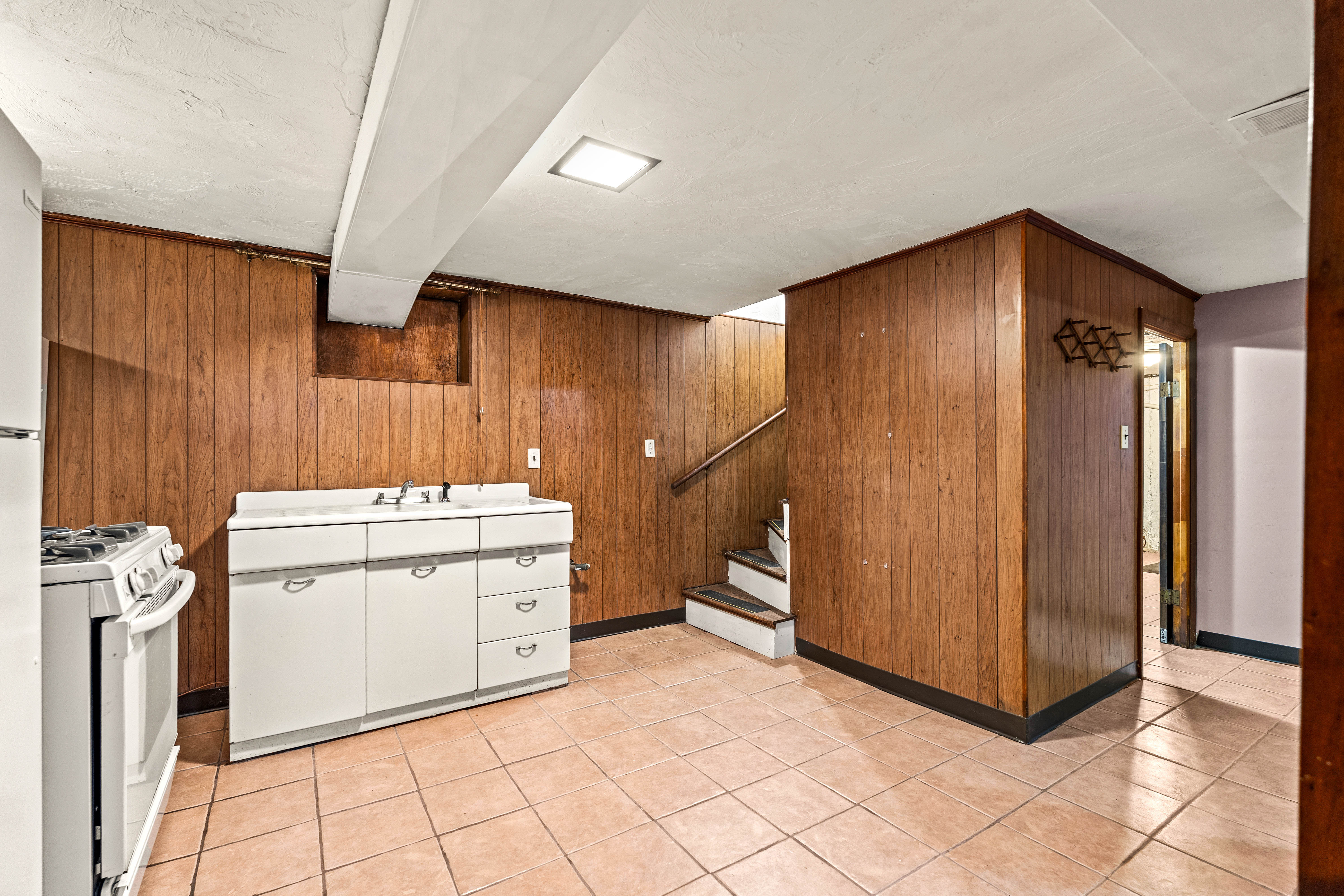  11 Arnold Road, Peabody, MA, 01960 - 物件實景