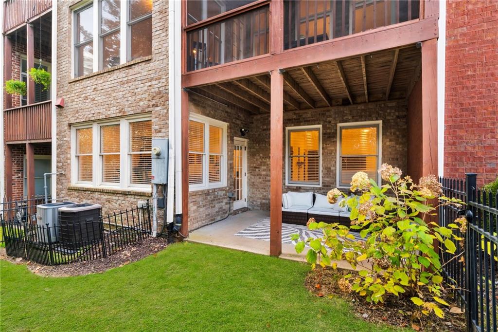 Atlanta, Georgia, 30328, United States, 3 Bedrooms Bedrooms, ,4 BathroomsBathrooms,Residential,For Sale,1994391