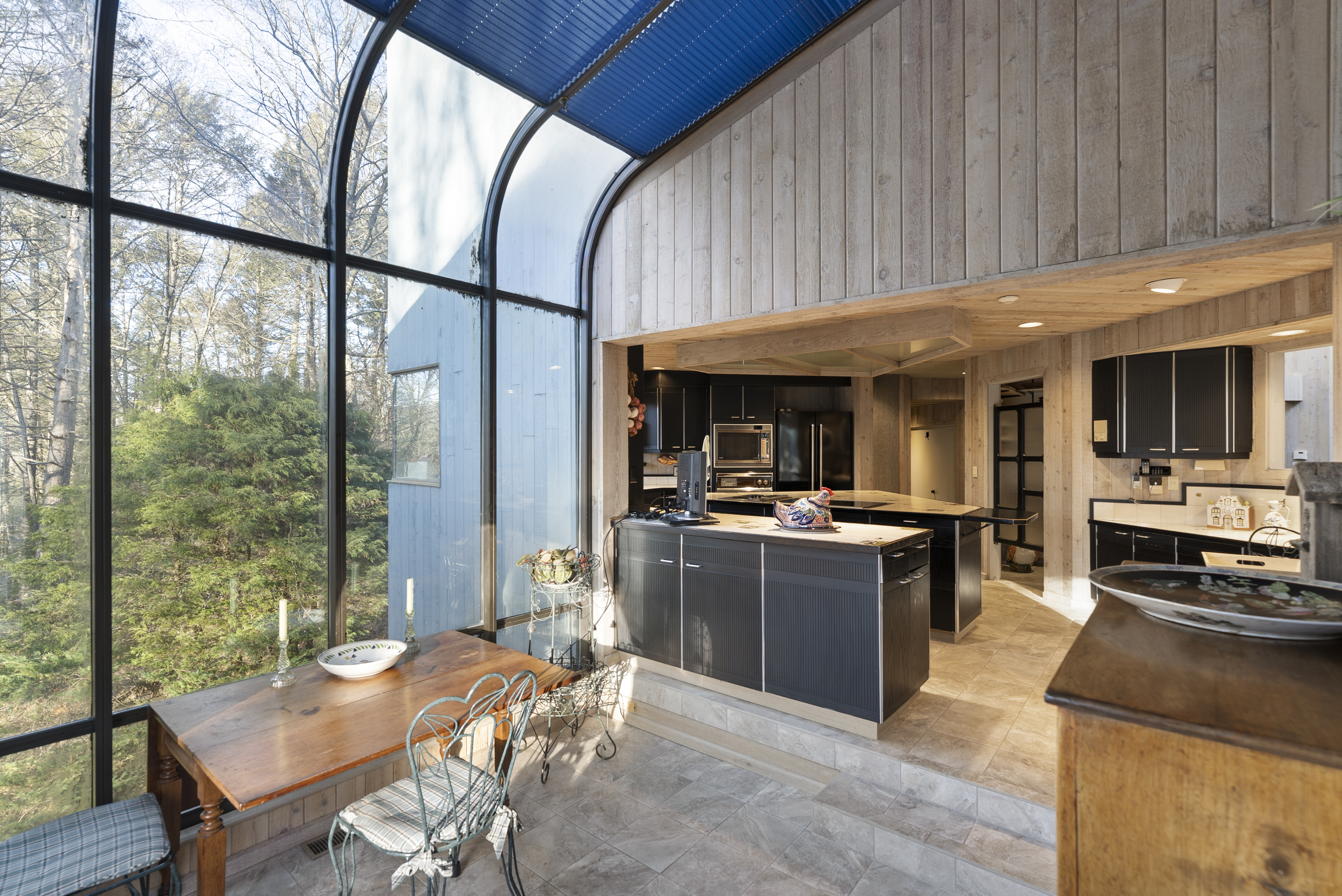  411 Cherry Brook Road - 物件實景