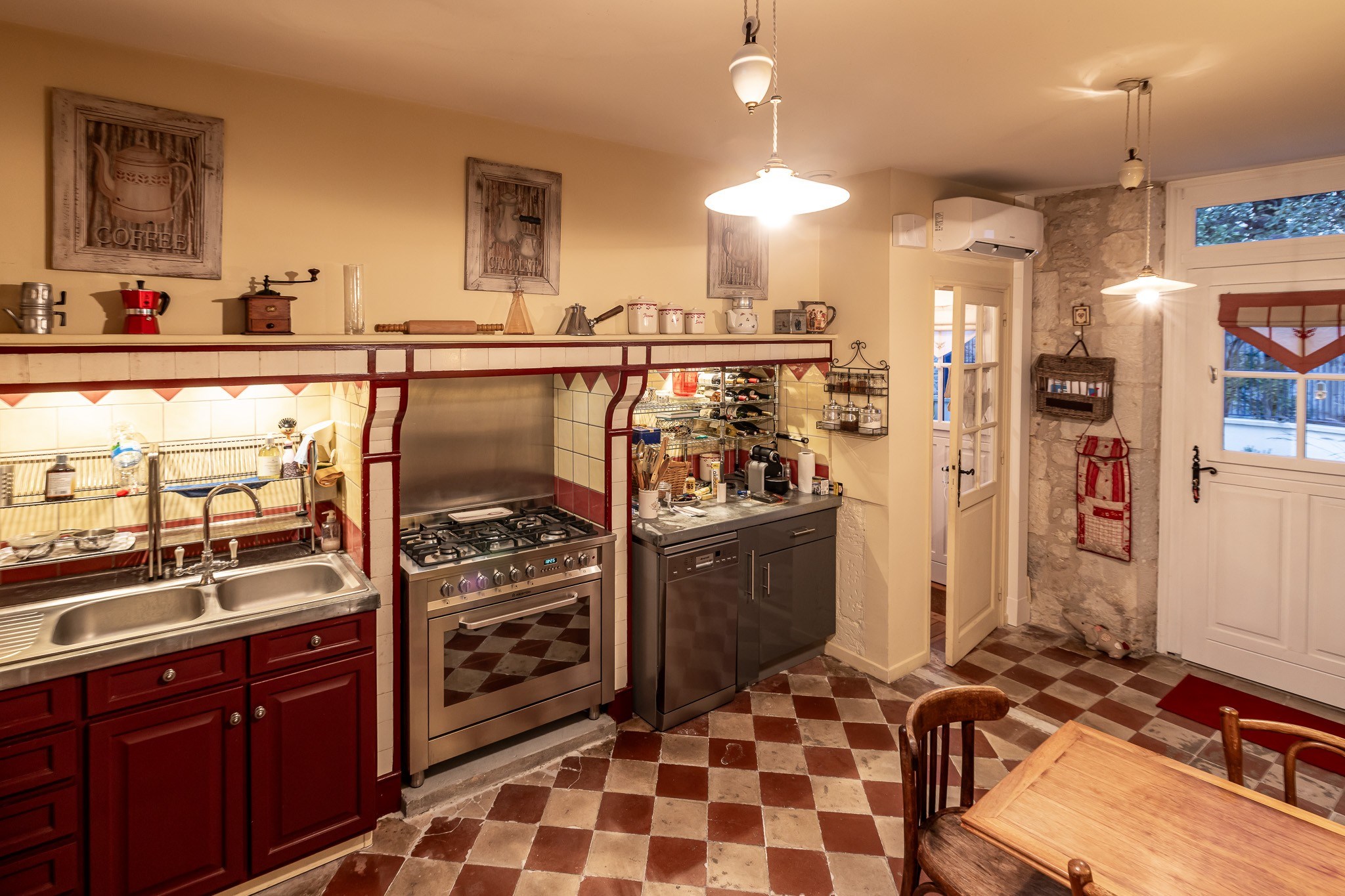  Superb town house in the centre of Périgueux, fully renovated to a very high st… - 物件實景