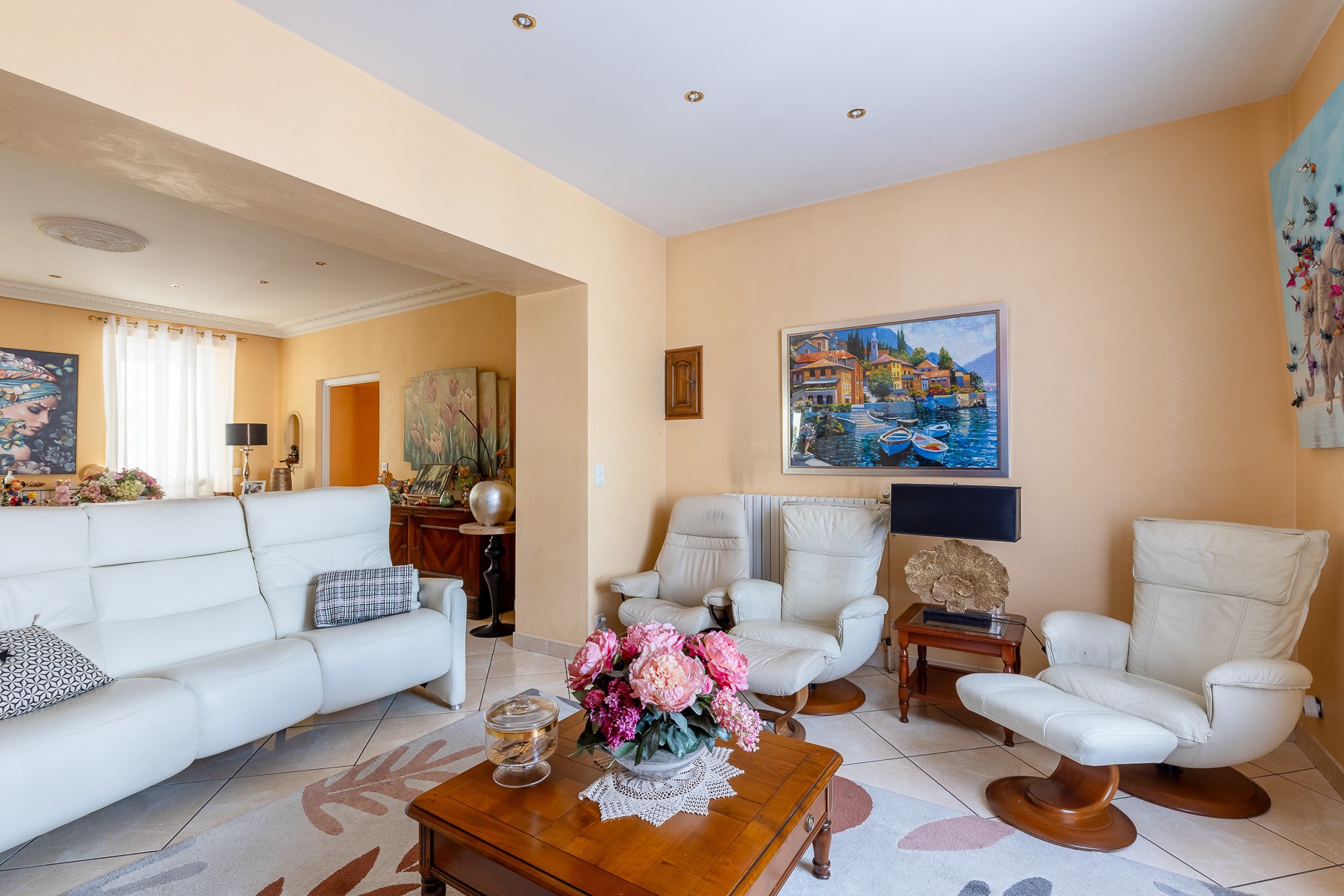  Big Family home in the center - 物件實景