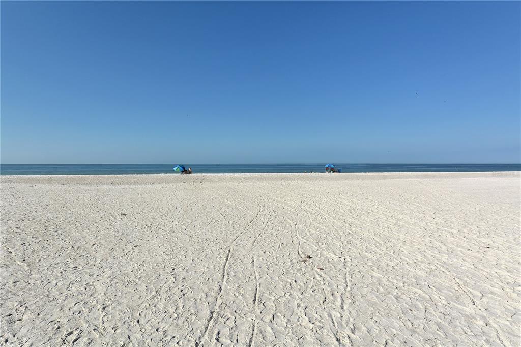 Longboat Key, Florida, 34228, United States, 2 Bedrooms Bedrooms, ,3 BathroomsBathrooms,Residential,For Sale,1743493
