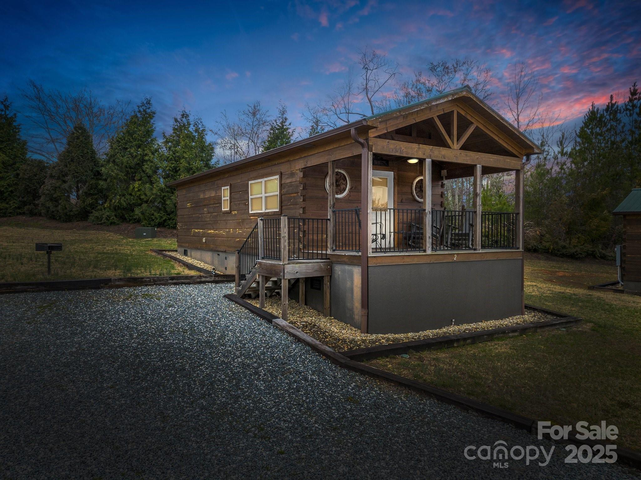 Tryon, North Carolina, 28782, United States, 3 Bedrooms Bedrooms, ,3 BathroomsBathrooms,Residential,For Sale,1914203