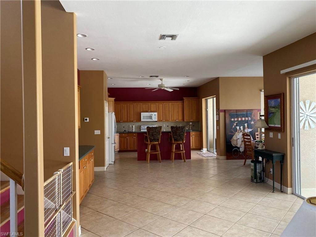 Bonita Springs, Florida, 34135, United States, 4 Bedrooms Bedrooms, ,4 BathroomsBathrooms,Residential,For Sale,1947100
