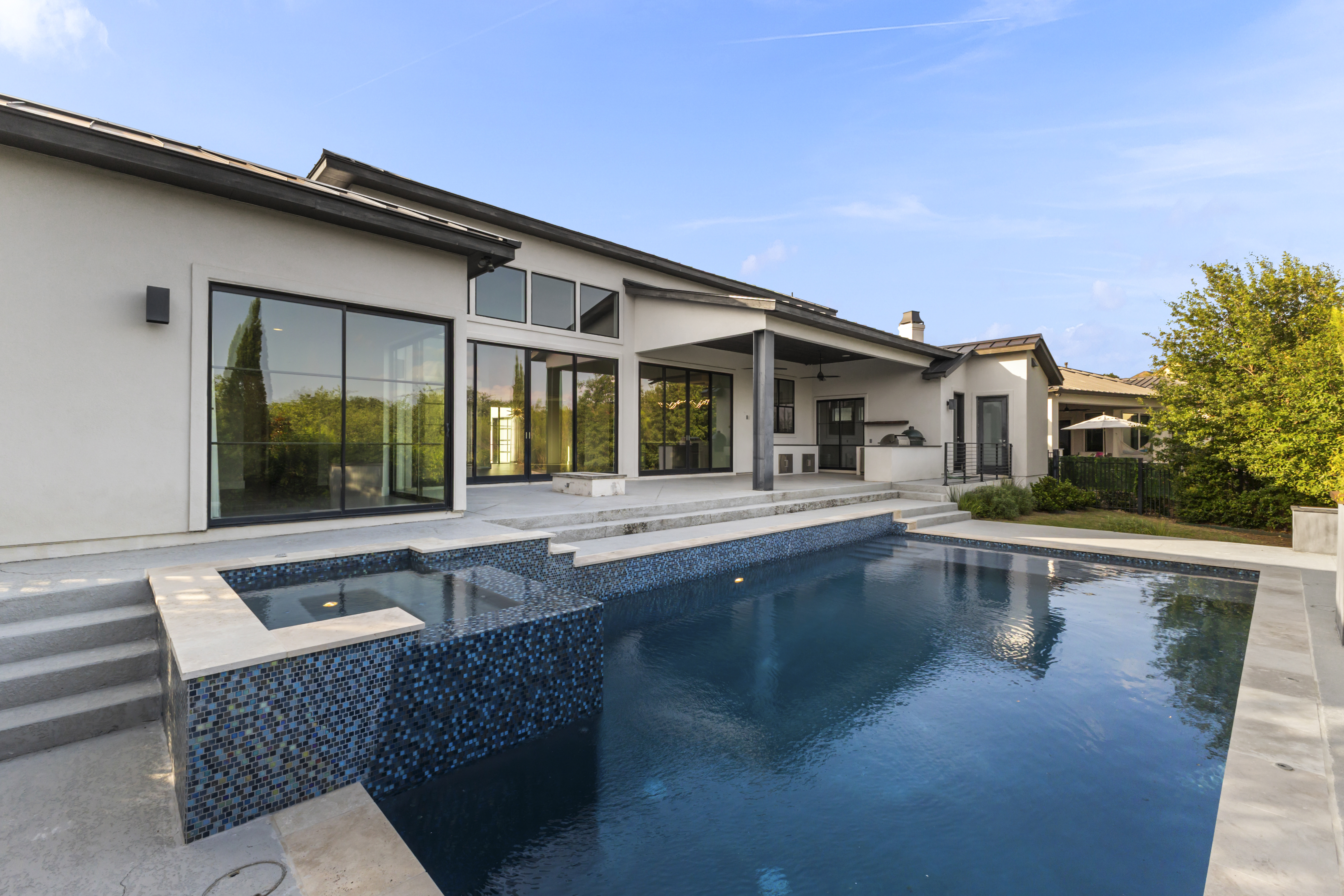  Contemporary Luxury in The Dominion - 物件實景