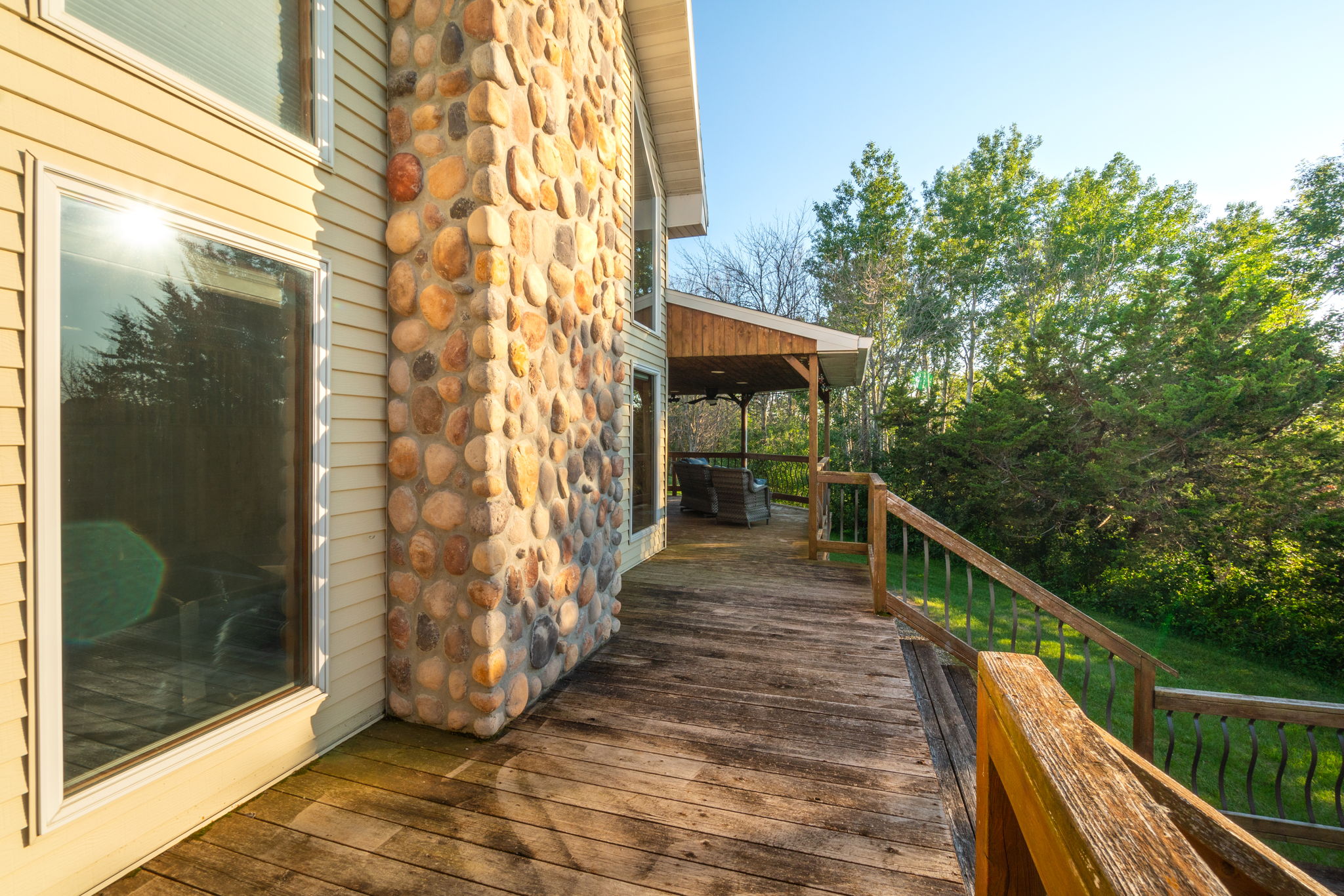 Mitchell, Iowa, 50461, United States, 4 Bedrooms Bedrooms, ,4 BathroomsBathrooms,Residential,For Sale,1923505