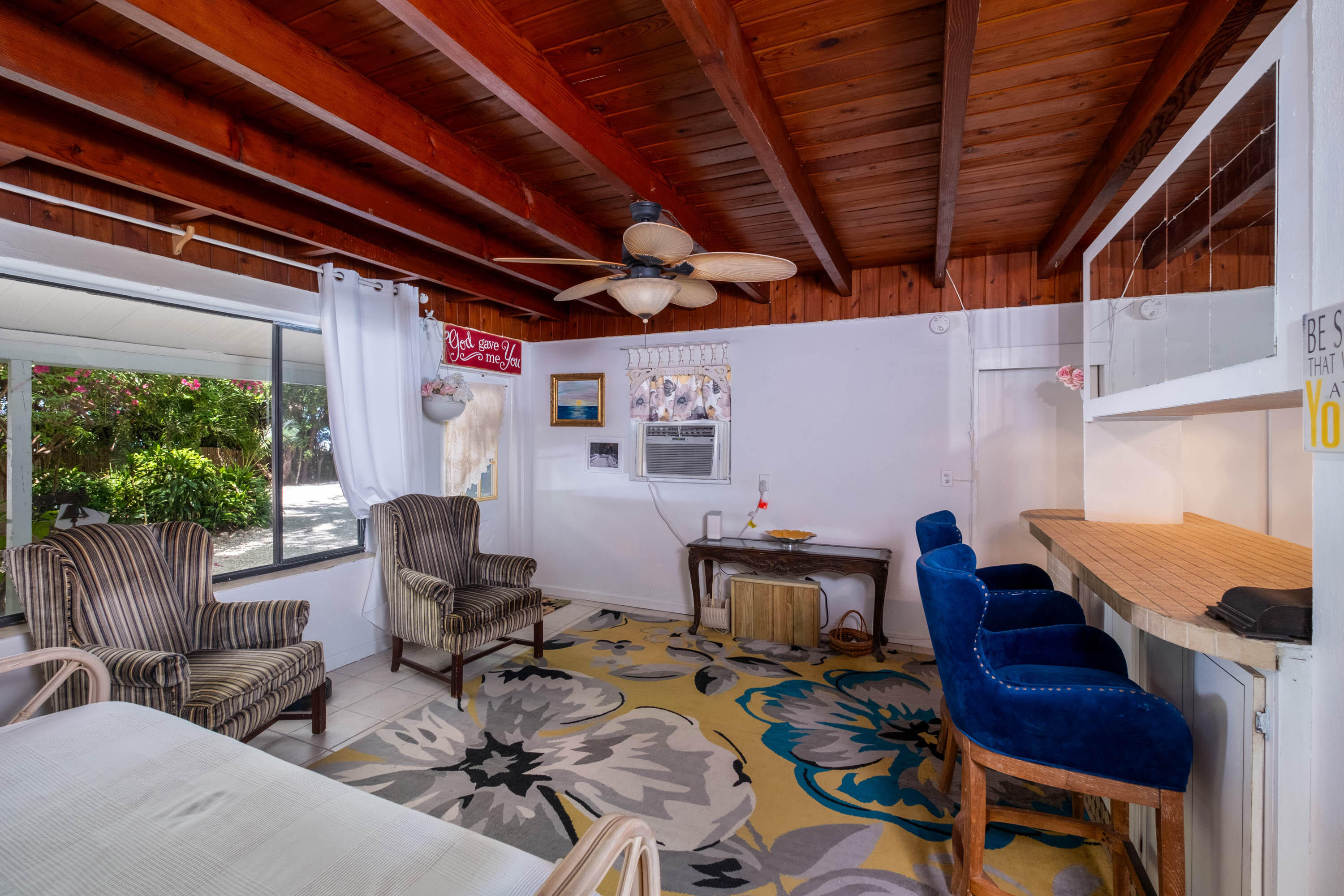 KEY LARGO, Florida, 33037, United States, 10 Bedrooms Bedrooms, ,9 BathroomsBathrooms,Residential,For Sale,1993450