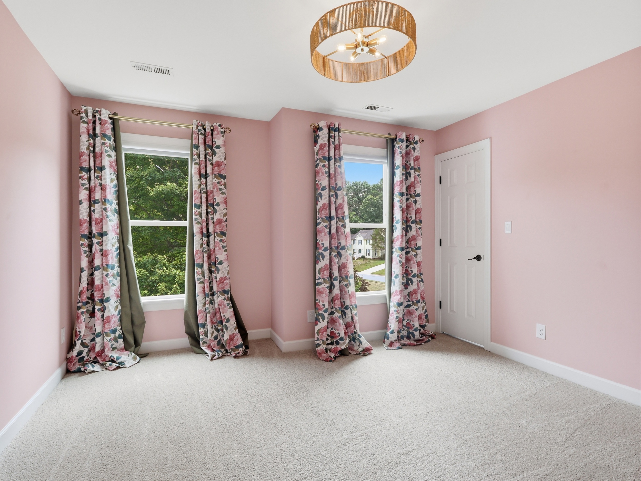  103 Whisper Creek Court, Cary, NC 27513 - 物件實景