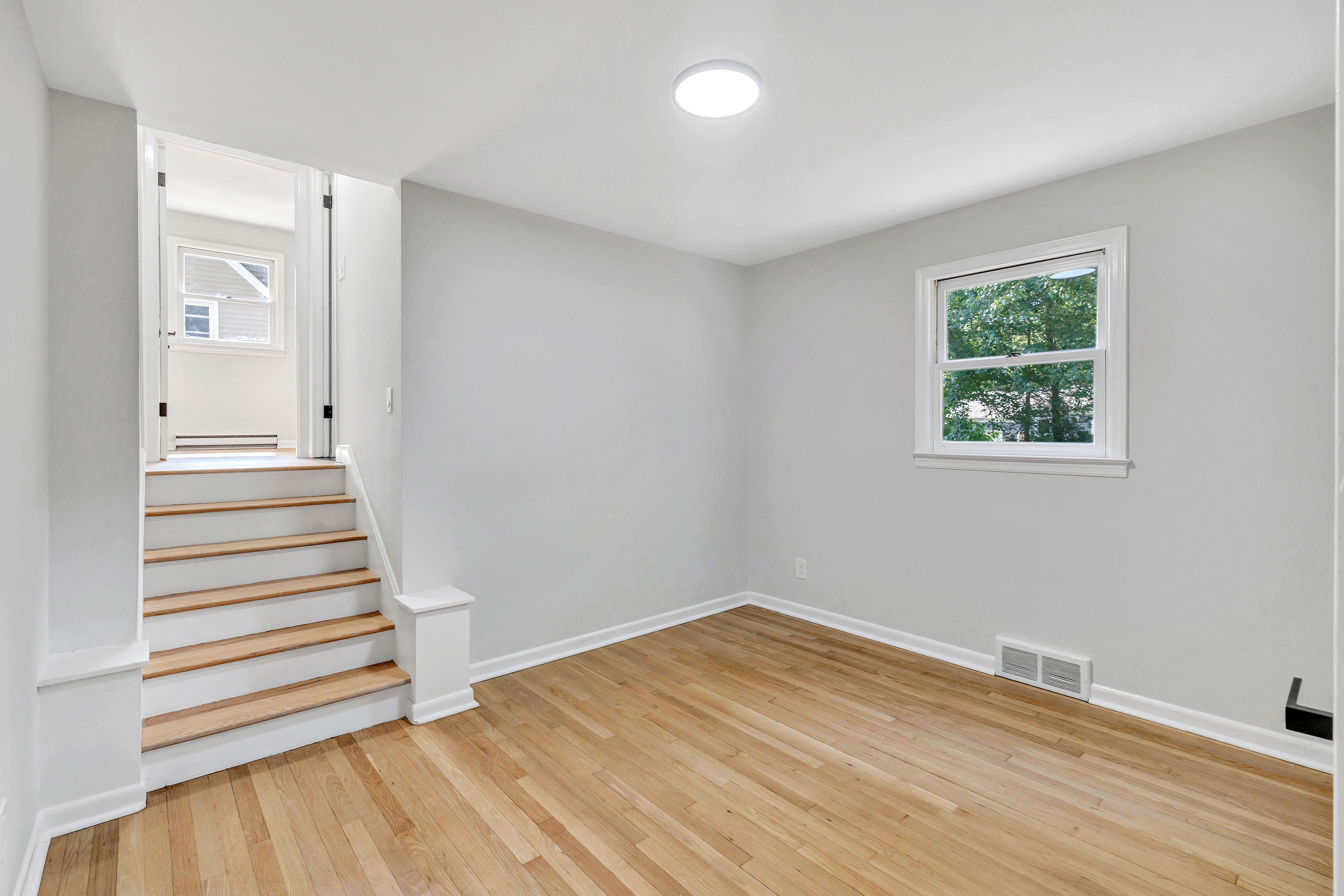 bridgeport, Connecticut, 06606, United States, 4 Bedrooms Bedrooms, ,3 BathroomsBathrooms,Residential,For Sale,1903043