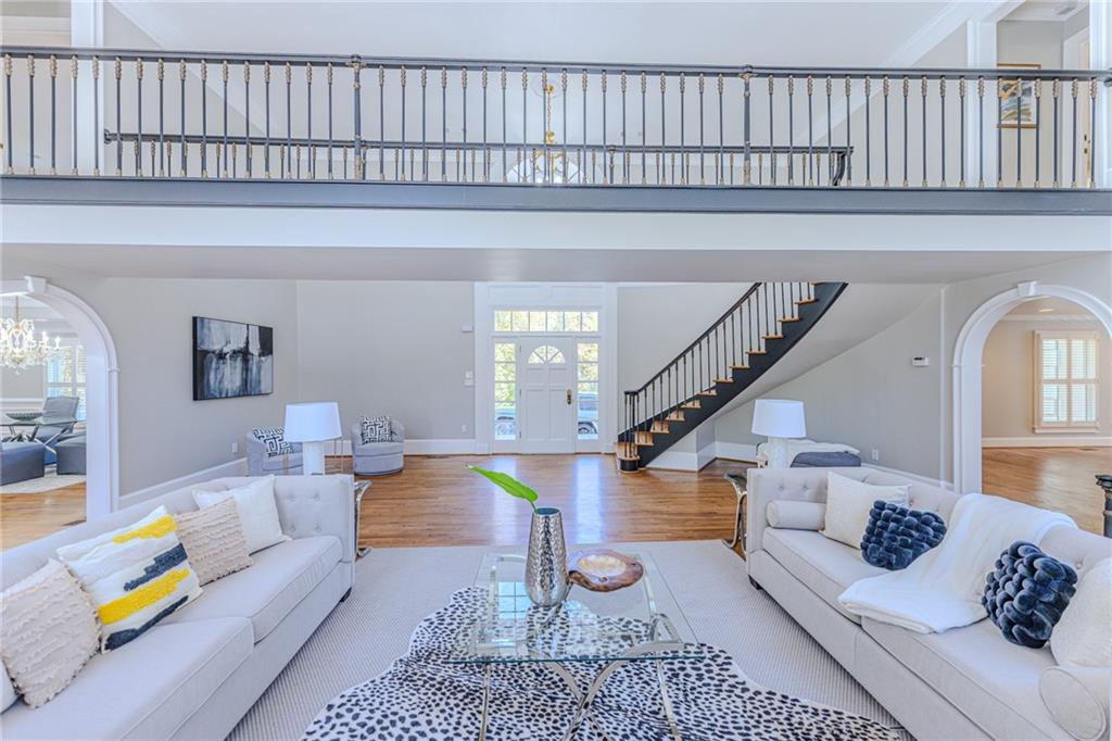 Atlanta, Georgia, 30350, United States, 5 Bedrooms Bedrooms, ,5 BathroomsBathrooms,Residential,For Sale,1987356