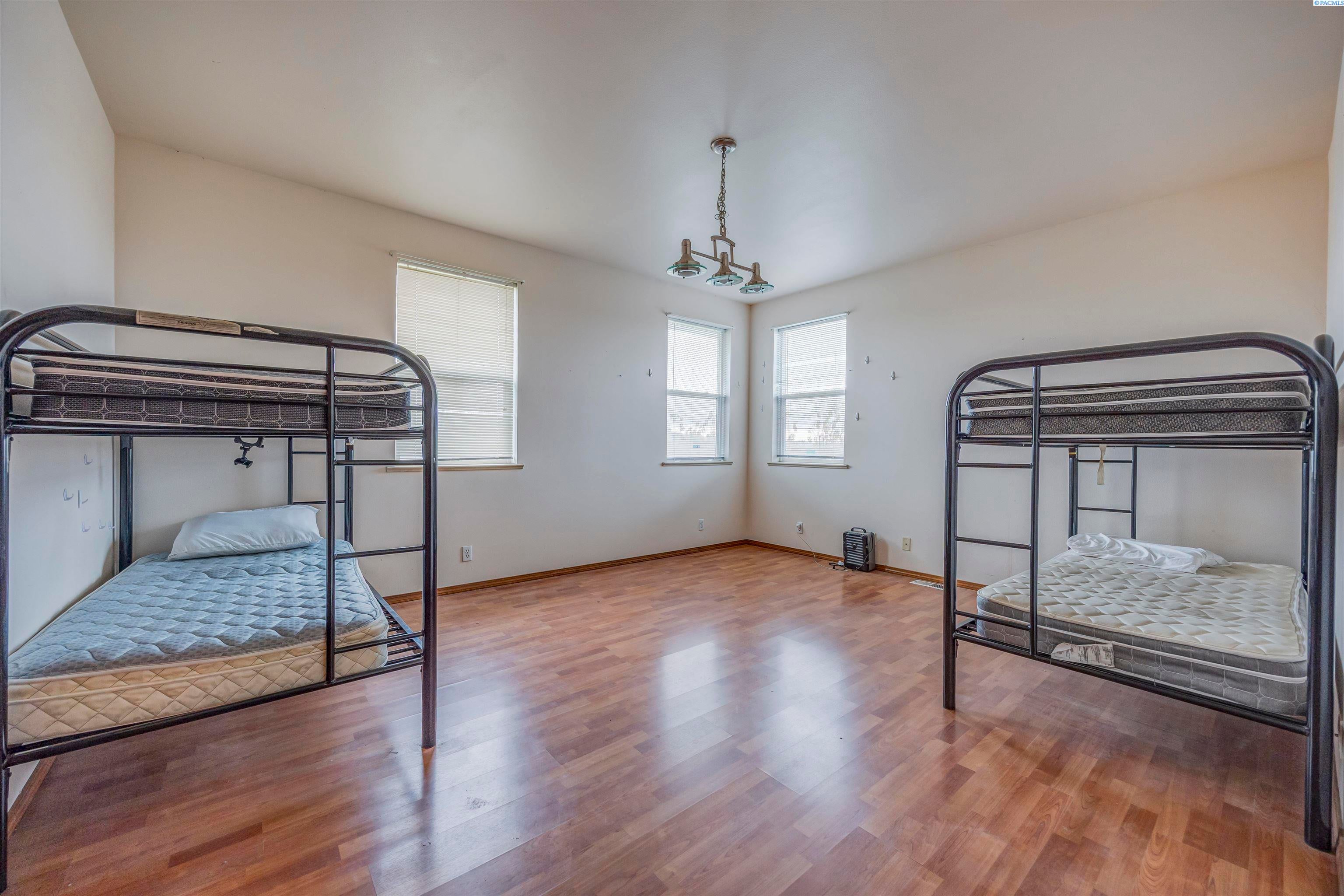 Benton City, Washington, 99320, United States, ,Residential,For Sale,1998051